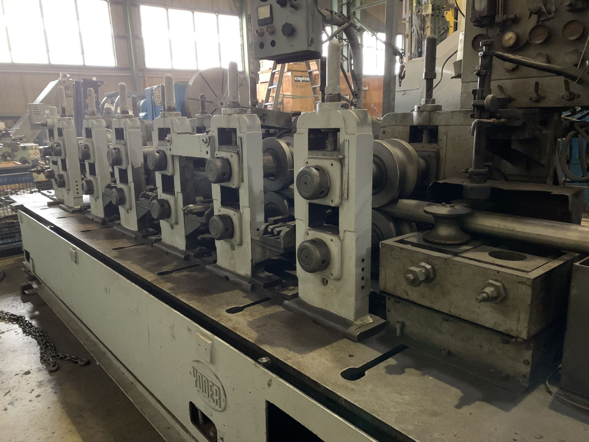 YODER MODEL M3 TUBE MILL; S/N 39774 68259-1, 9-STAND 7-DRIVEN FORMING STANDS, (2) SIZING STANDS, - Image 3 of 9