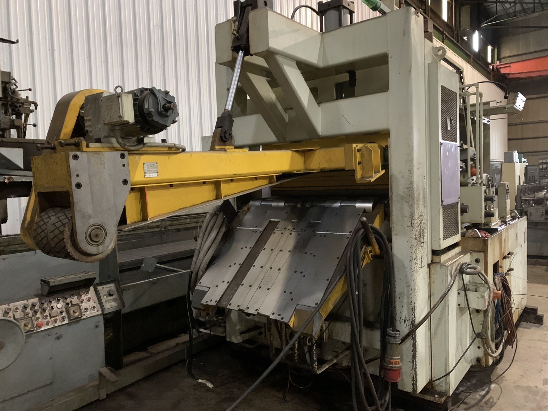 11,000 LB. X 39" X .177 SONORUKA SERVO FEED LINE; S/N 4533-4550, COIL WEIGHT 5,000 KG - 11,023 - Image 10 of 17