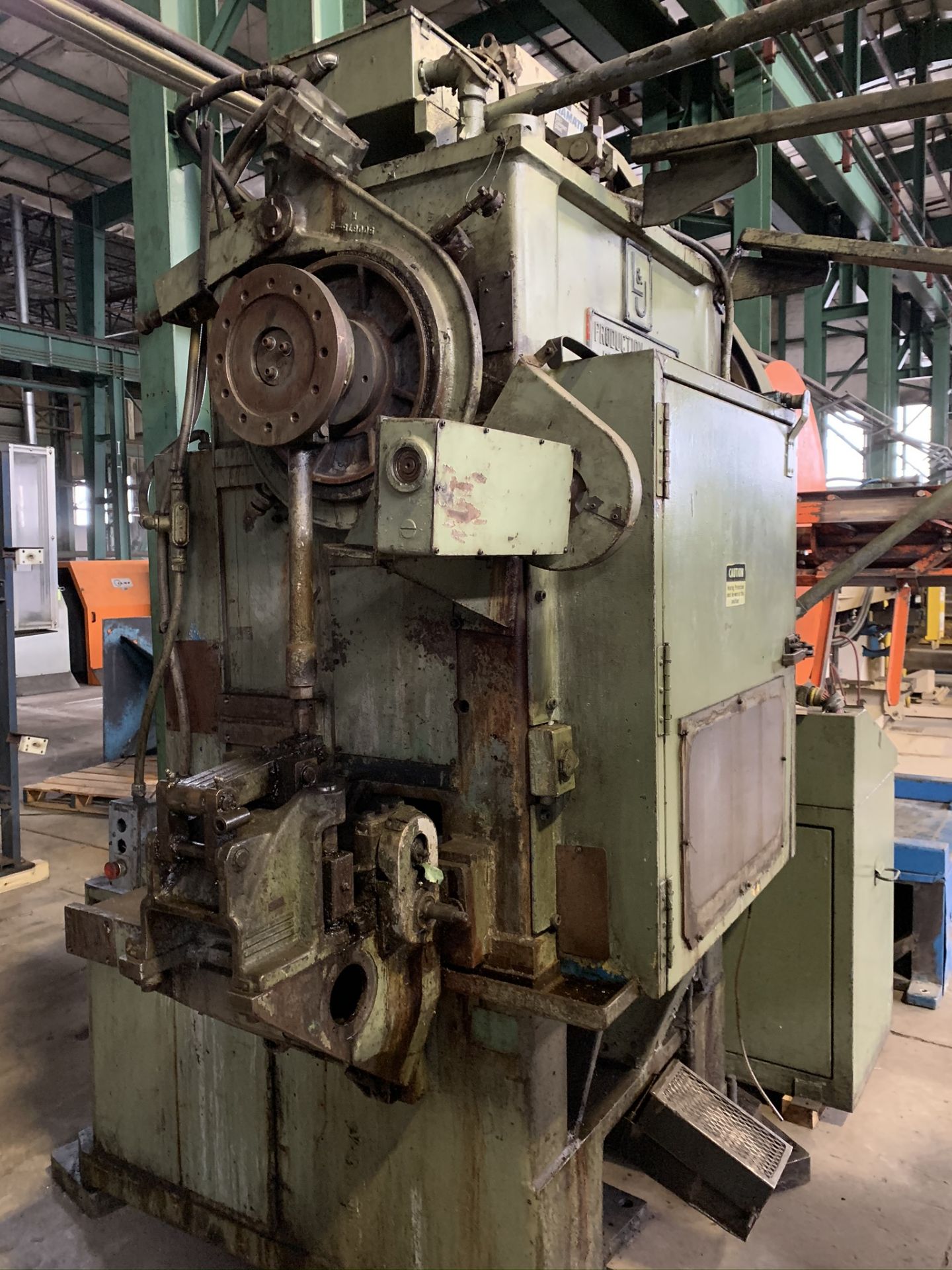 30 TON L&J MODEL PM2-30-24-18 SSDC HIGH SPEED PRESS; S/N PM2-107A, CAPACITY 30 TON, SPM 60-300 VS, - Image 3 of 6