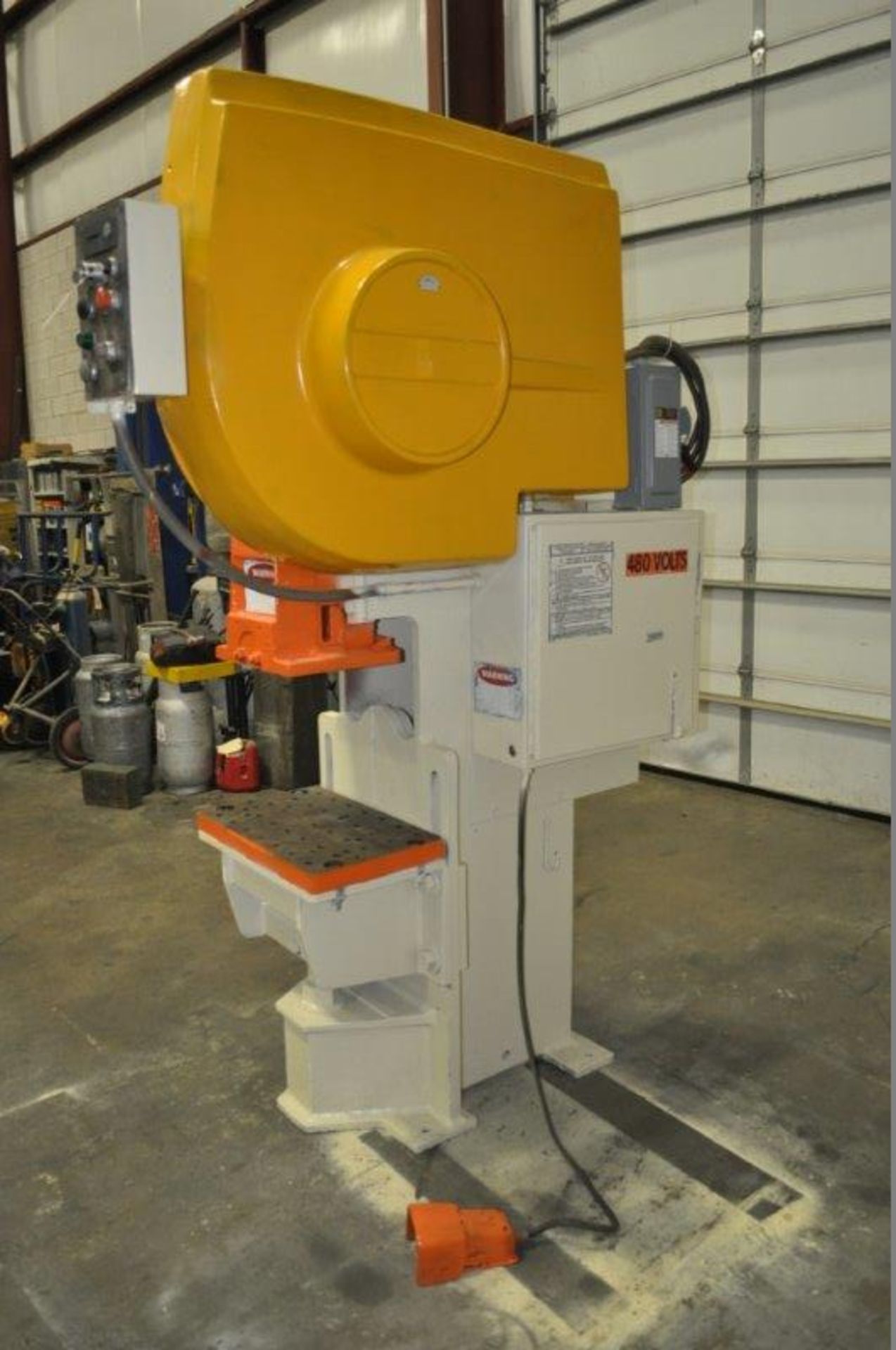 35 TON NIAGARA MODEL AMB-35 ADJUSTABLE BEND HORN PRESSES; S/N 49359, 24" LEFT TO RIGHT X 16" FRONT - Image 7 of 9