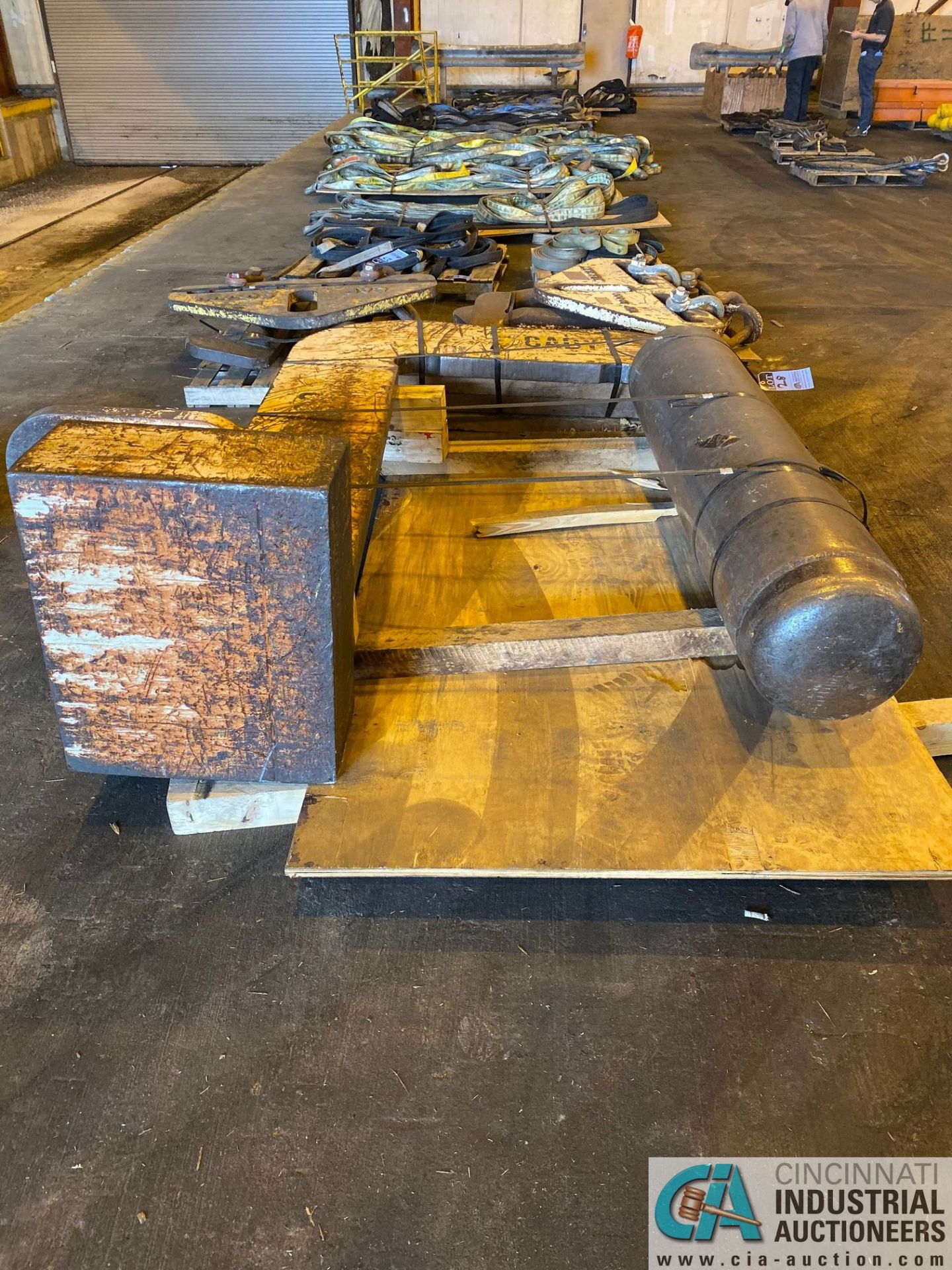 30 TON CM CADY C-HOOK, 60,000 LBS.