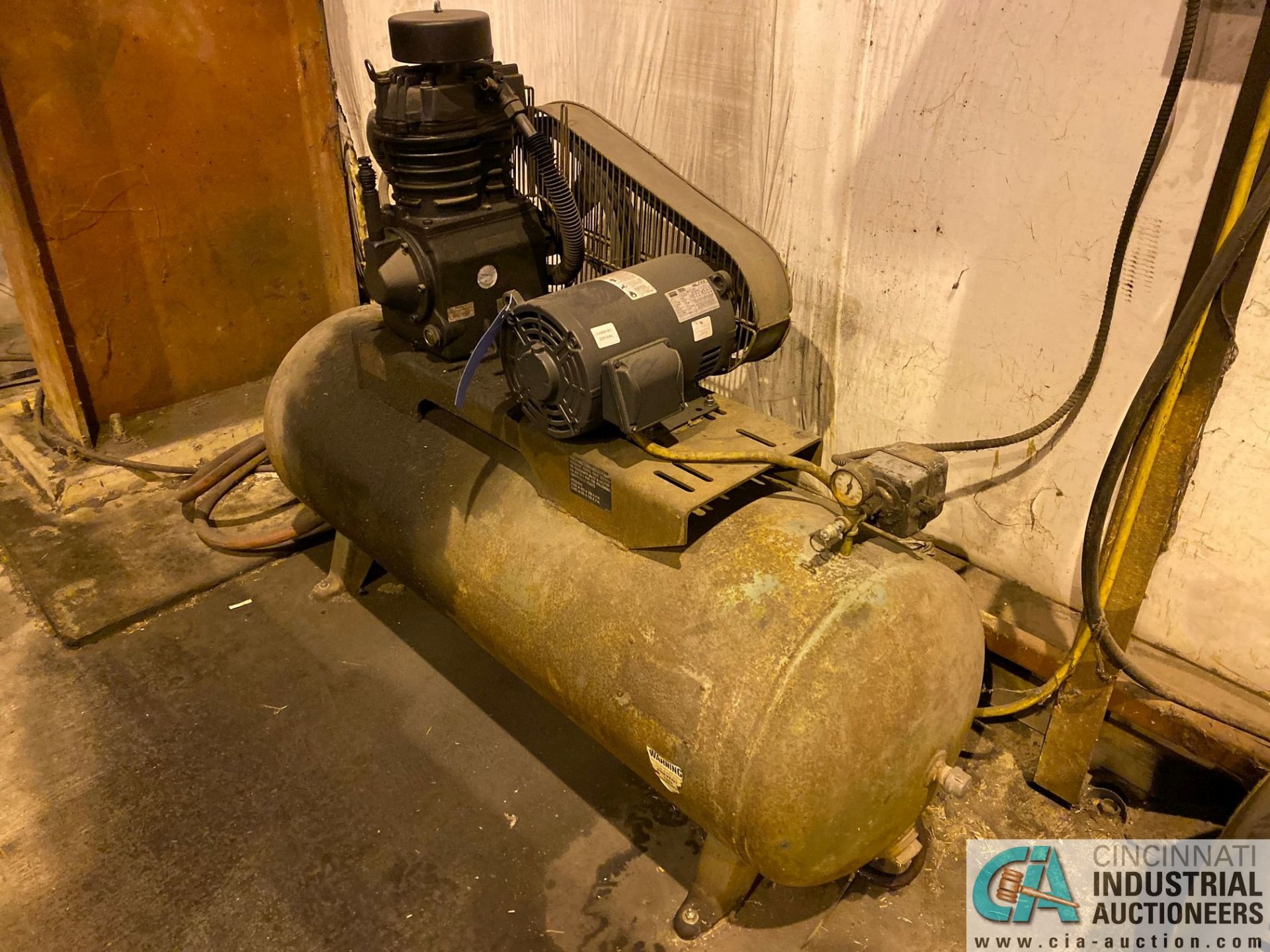 5 HP HORIZONTAL TANK MOUNTED AIR COMPRESSOR - Image 2 of 5