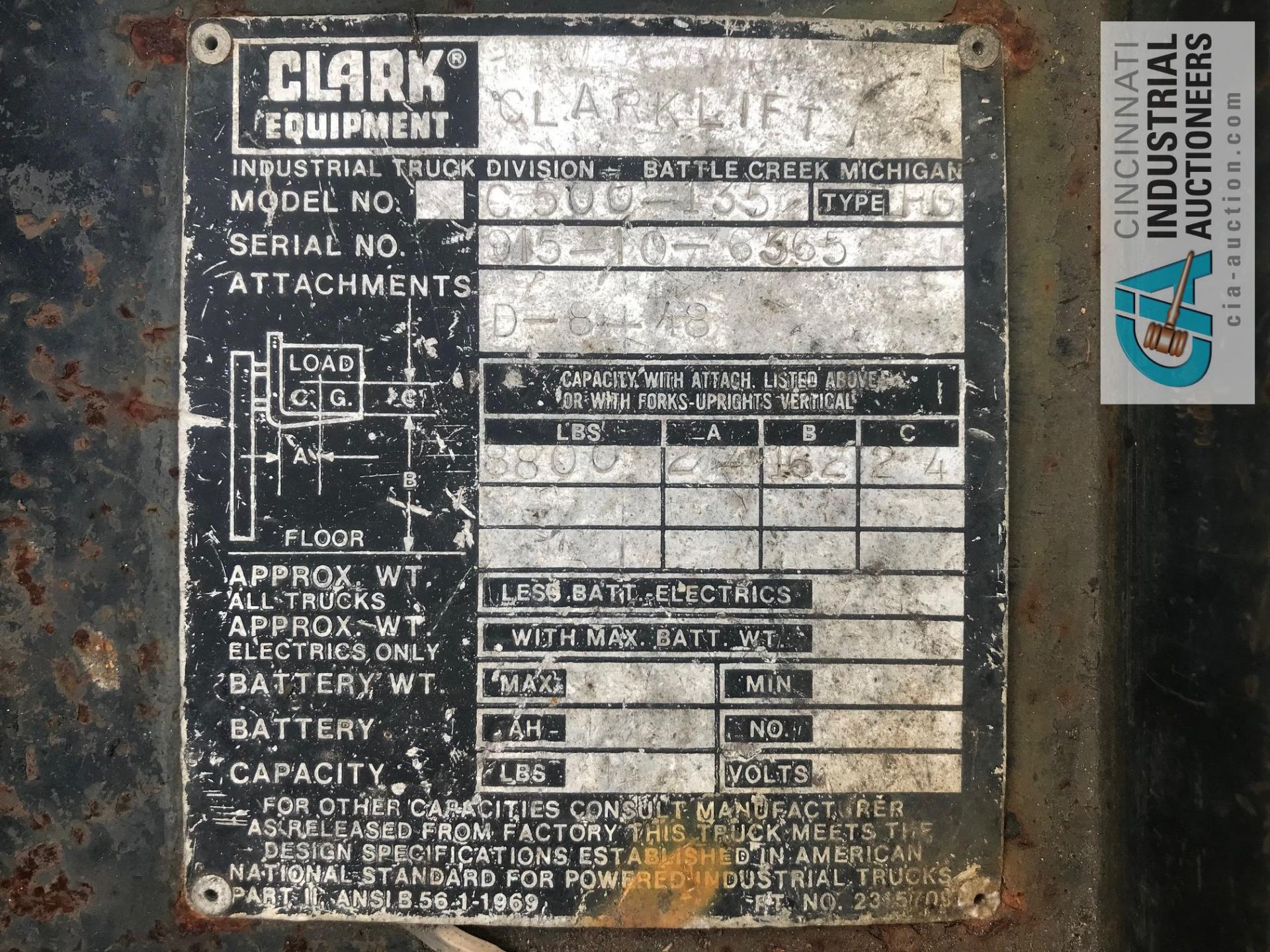 **13,500 LB. CLARK MODEL C500-135 LP GAS SOLID TIRE LIFT TRUCK; S/N 915-10-6365, 162” LIFT - Image 2 of 2