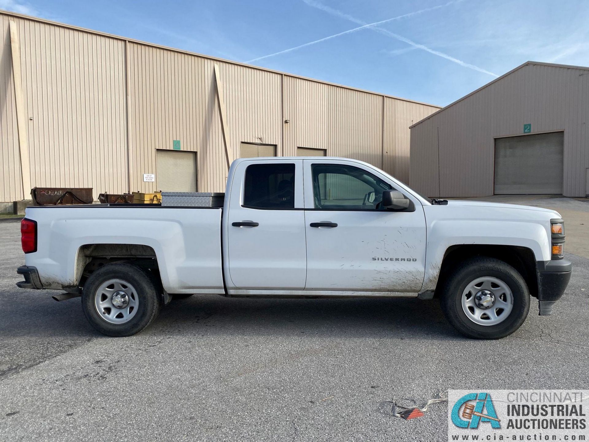 2014 CHEVROLET SILVERADO 1500 PICK UP TRUCK; VIN# 1GCRCPEH1EZ239274, 67,252 MILES SHOWING, 4.3 L, - Image 2 of 13