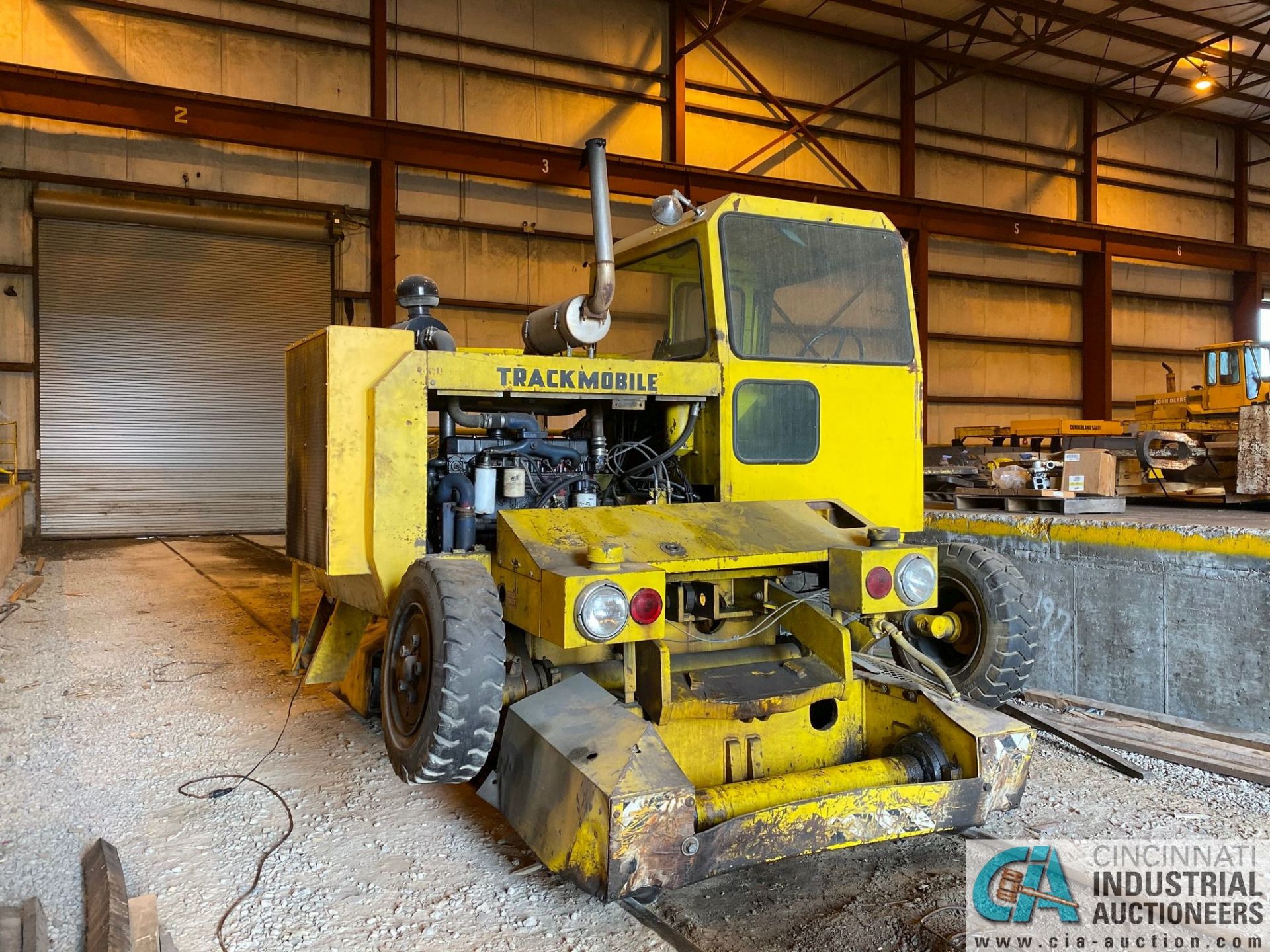 WHITING DT 15.6 TRACKMOBILE; S/N 3527525, 2,877 HOURS SHOWING, GAS POWERED 6 CYLINDER HERCULES - Image 14 of 15