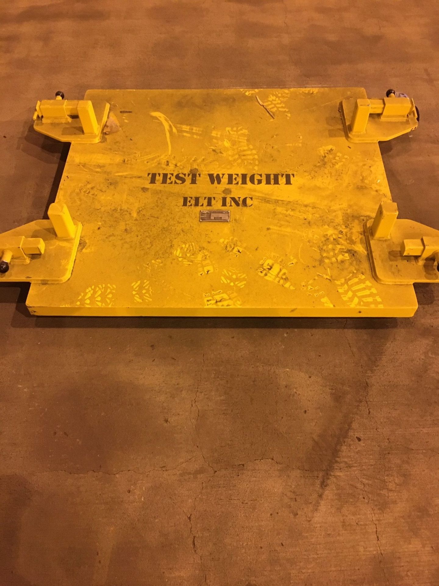 4' X 4' ENGINEERED LIFTING TECHNOLOGIES MODEL CBH0404-1000 PERSONNEL LIFTING SYSTEM; S/N - Image 8 of 8