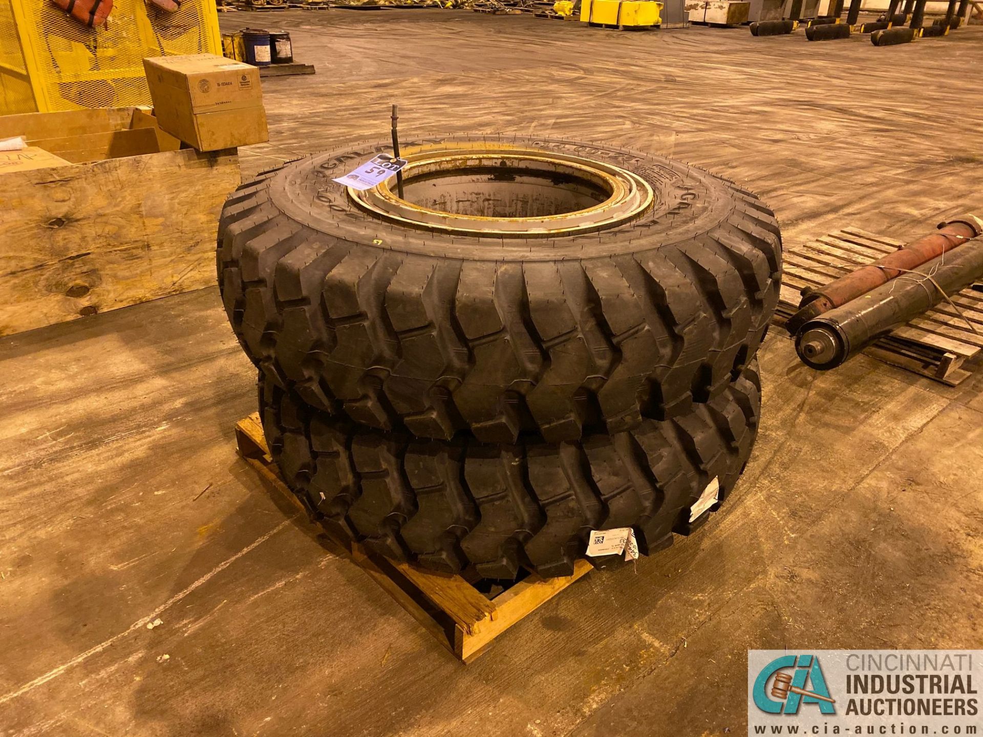 14 X 25 GALAXY EXR-300 28 TL PNEUMATIC TIRES