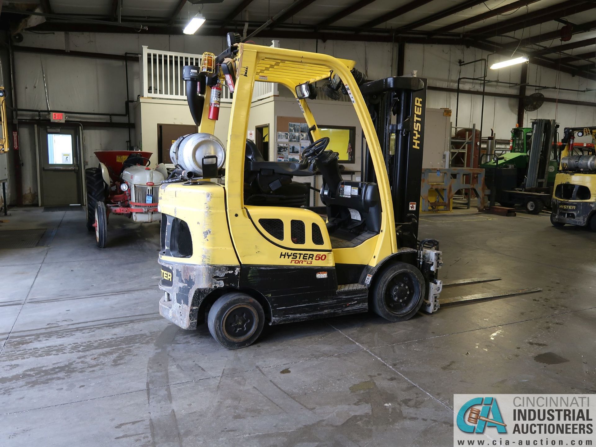 5,000 LB. HYSTER MODEL S50FT LPG SOLID TIRE FORK LIFT; S/N G187V01913M, 189" LIFT, 75" CASCADE MODEL - Image 6 of 19