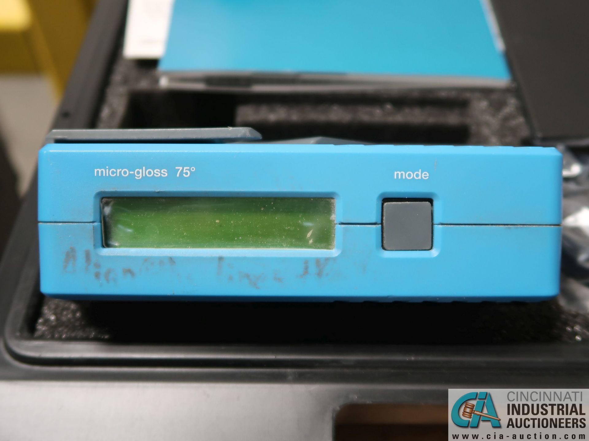 75 DEGREE BYT/GARDNER CAT NO. 4553 MICRO-GLASS REFLECTOMETER - Image 5 of 5