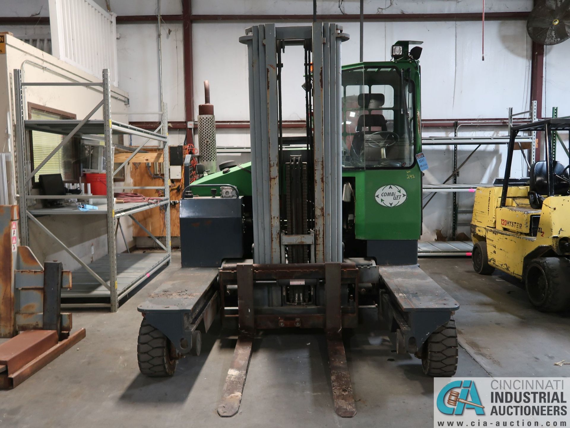 8,000 LB. COMBI-LIFT MODEL CL200-8LA47 LPG MULTI-DIRECTIONAL FORKLIFT; S/N 4021, 4-STAGE MAST, 12, - Image 5 of 14