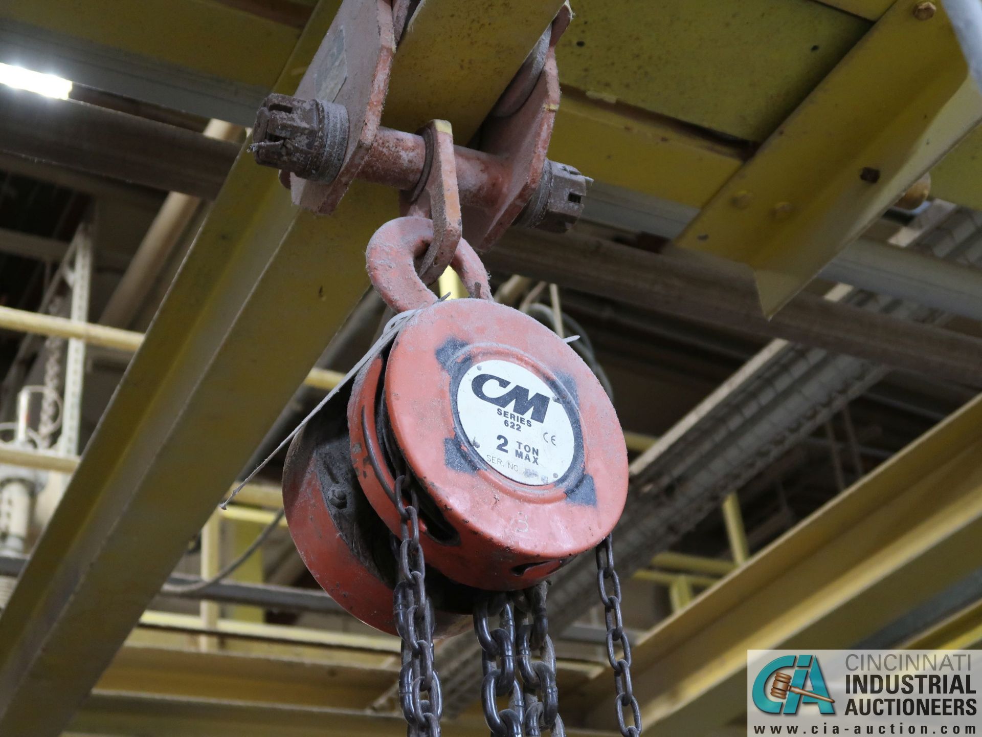 (LOT) (5) 2 TON & (1) TON MANUAL CHAIN HOISTS WITH TROLLEY ** NO YELLOW IRON ** - Image 3 of 12