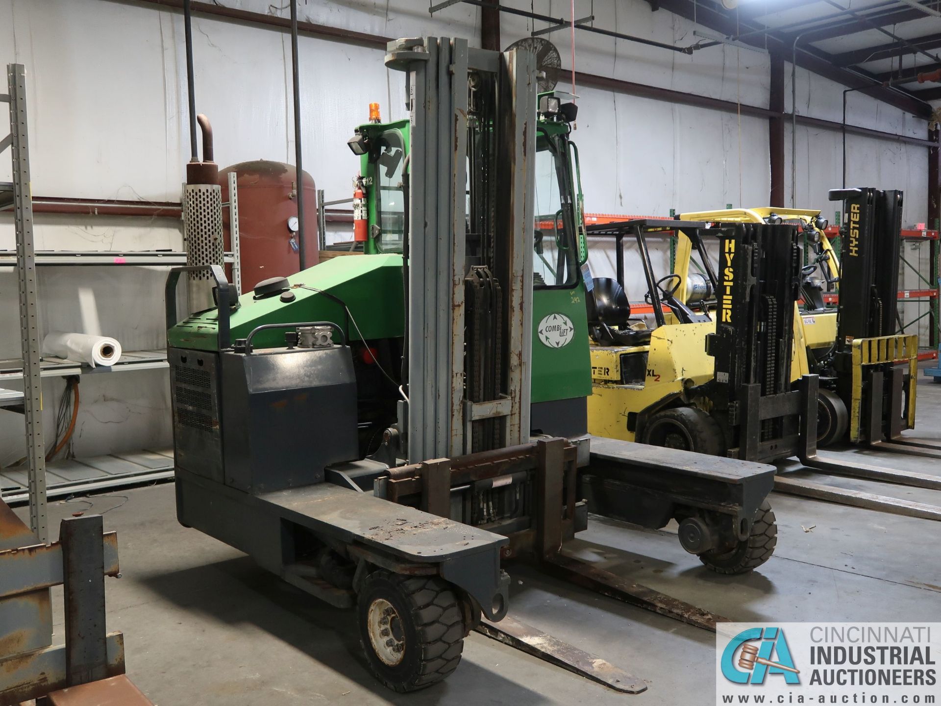 8,000 LB. COMBI-LIFT MODEL CL200-8LA47 LPG MULTI-DIRECTIONAL FORKLIFT; S/N 4021, 4-STAGE MAST, 12, - Image 2 of 14