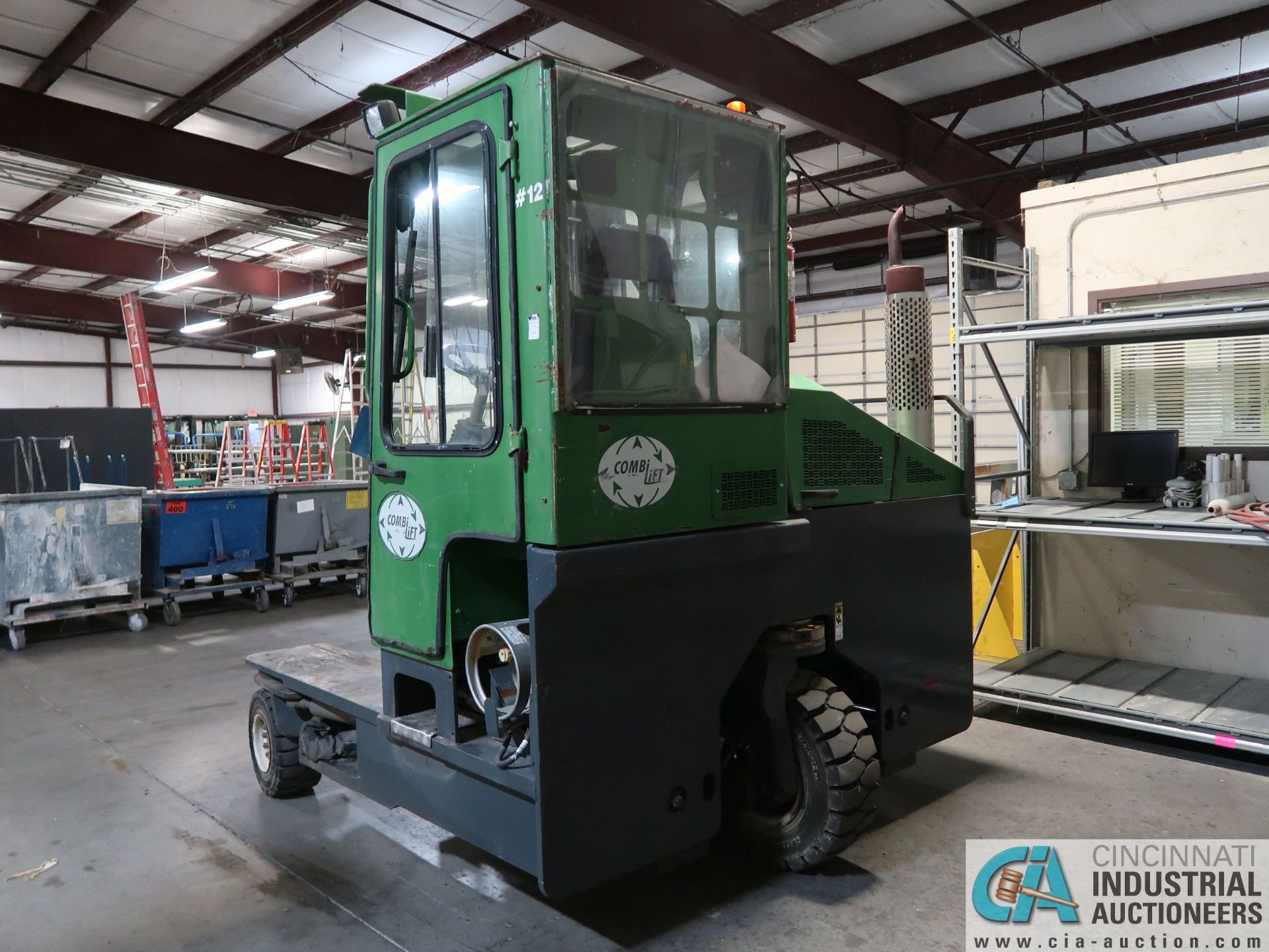 8,000 LB. COMBI-LIFT MODEL CL200-8LA47 LPG MULTI-DIRECTIONAL FORKLIFT; S/N 4021, 4-STAGE MAST, 12, - Image 4 of 14