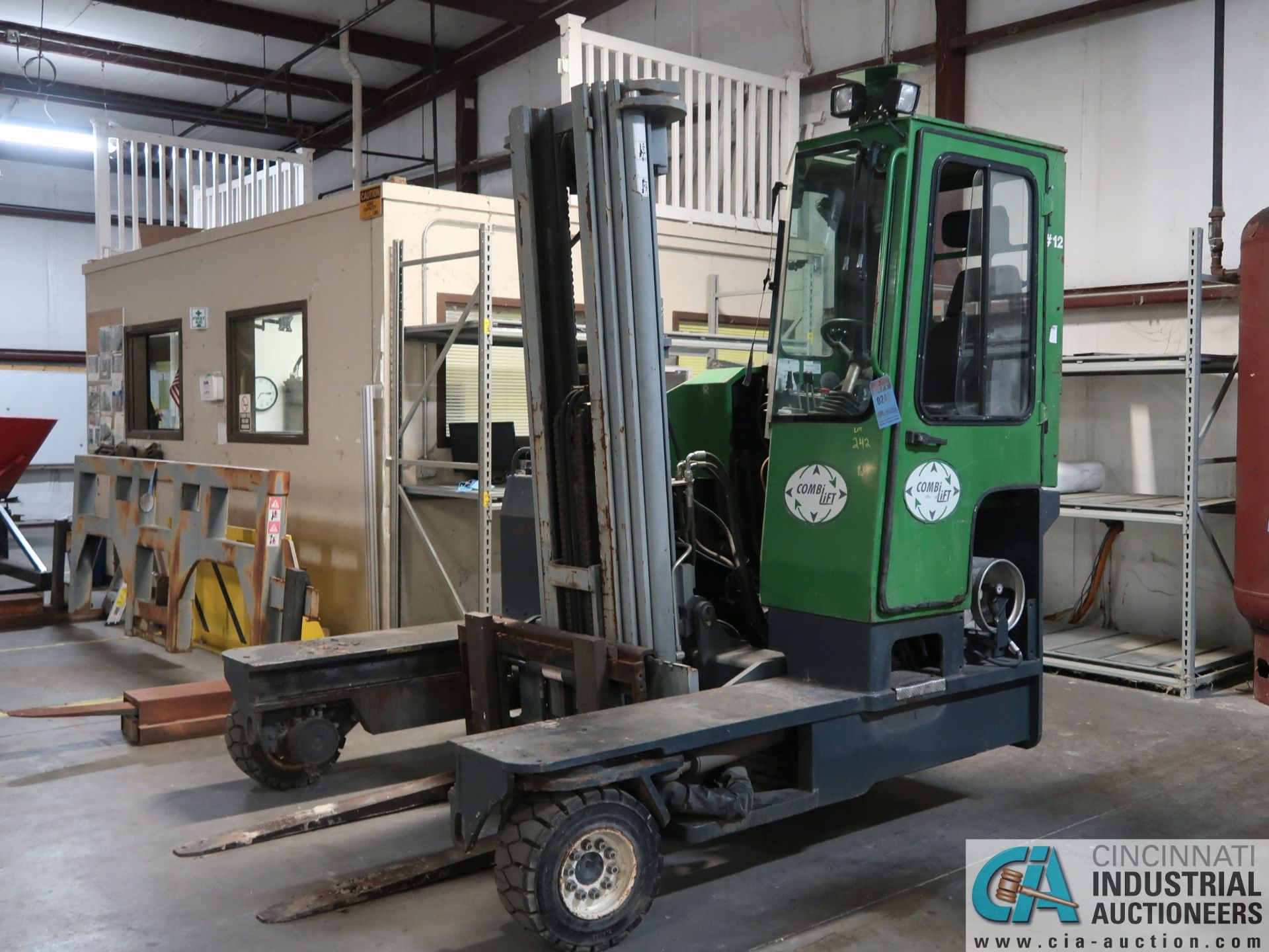 8,000 LB. COMBI-LIFT MODEL CL200-8LA47 LPG MULTI-DIRECTIONAL FORKLIFT; S/N 4021, 4-STAGE MAST, 12,