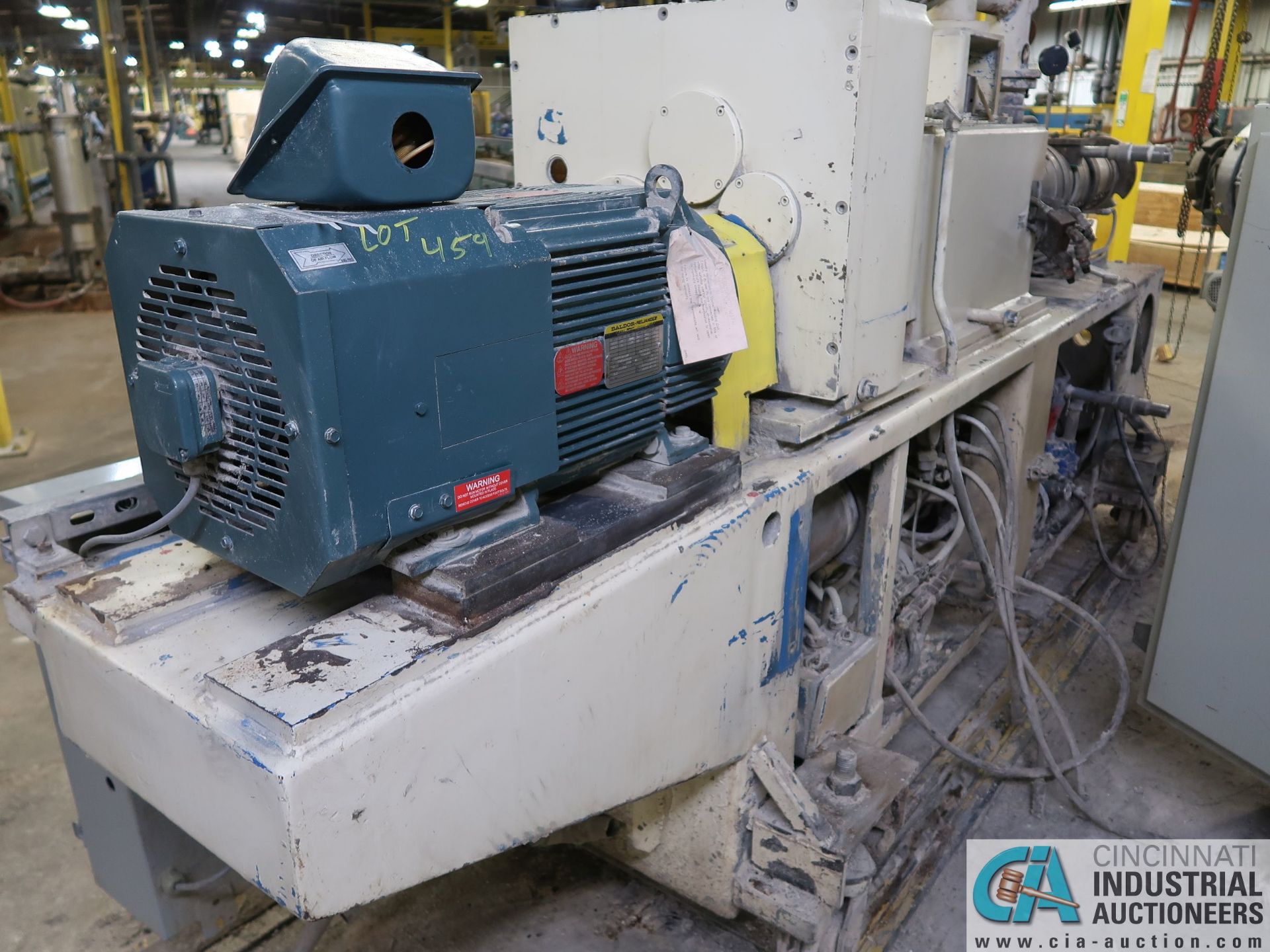 55-MM CINCINNATI MILACRON MODEL CM55 CO-EXTRUDER; S/N 4251A01/90-29 (NEW 1990), 50 HP MOTOR - Image 3 of 21