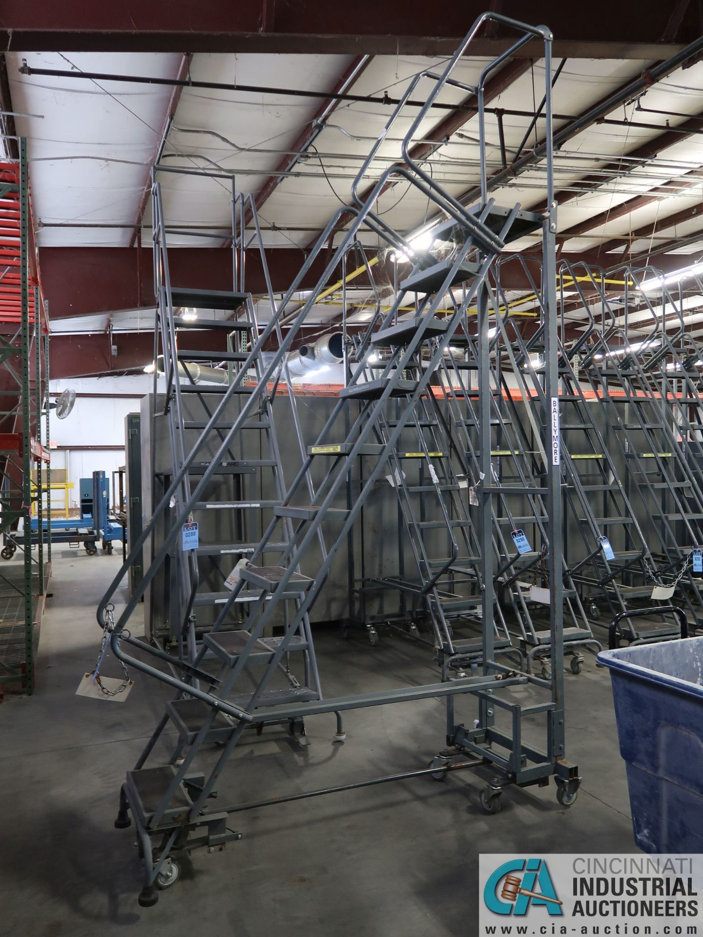 10-STEP BALLYMORE NAVIGATOR PORTABE WAREHOUSE LADDER