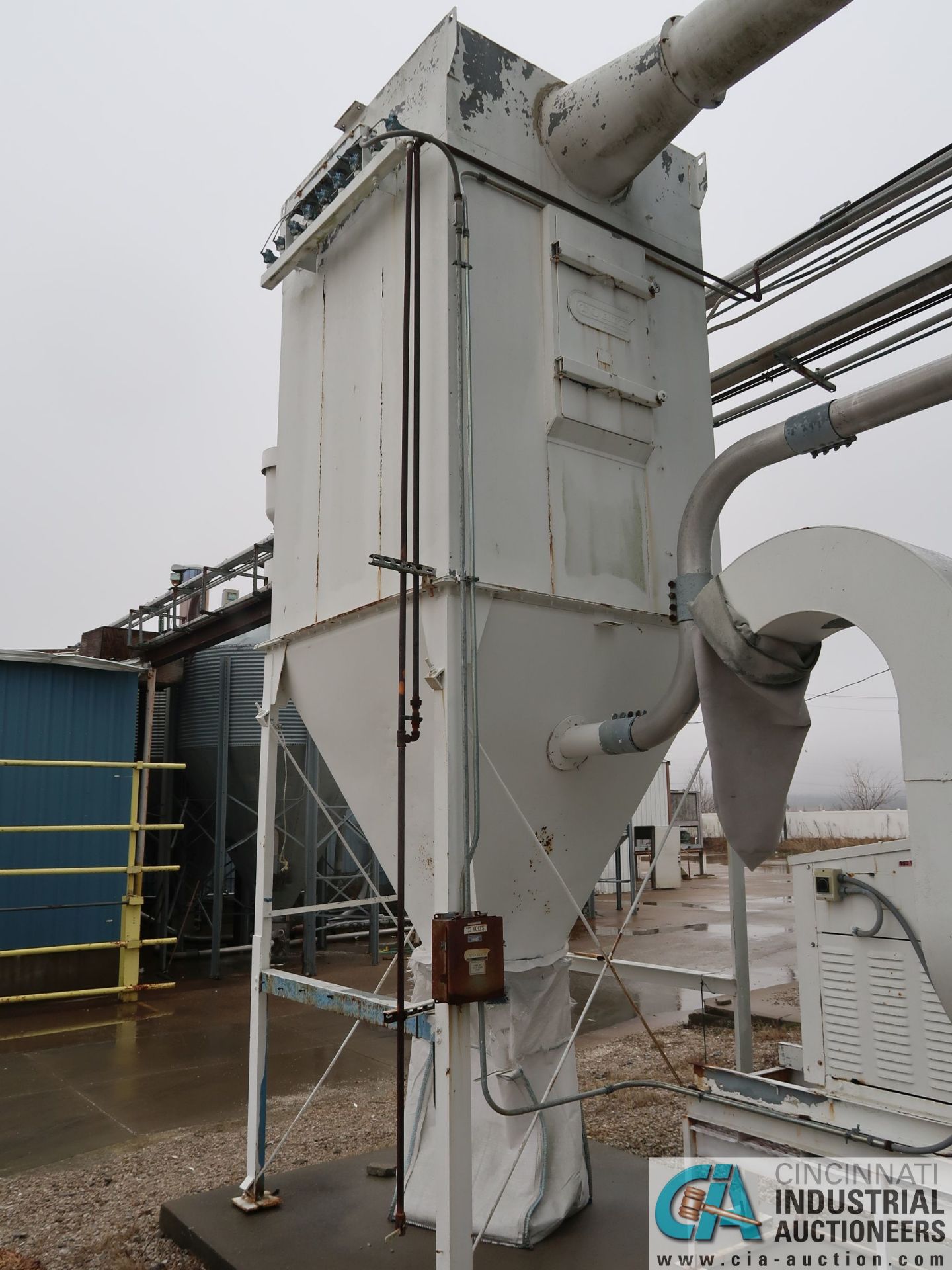 15 HP TORIT DUST COLLECTOR - Image 4 of 9