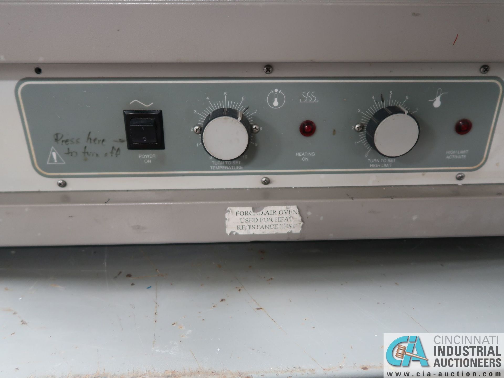 VMR SCIENTIFIC PRODUCT MODEL 1350F FORCED AIR OVEN; S/N 0901498 - Image 3 of 3