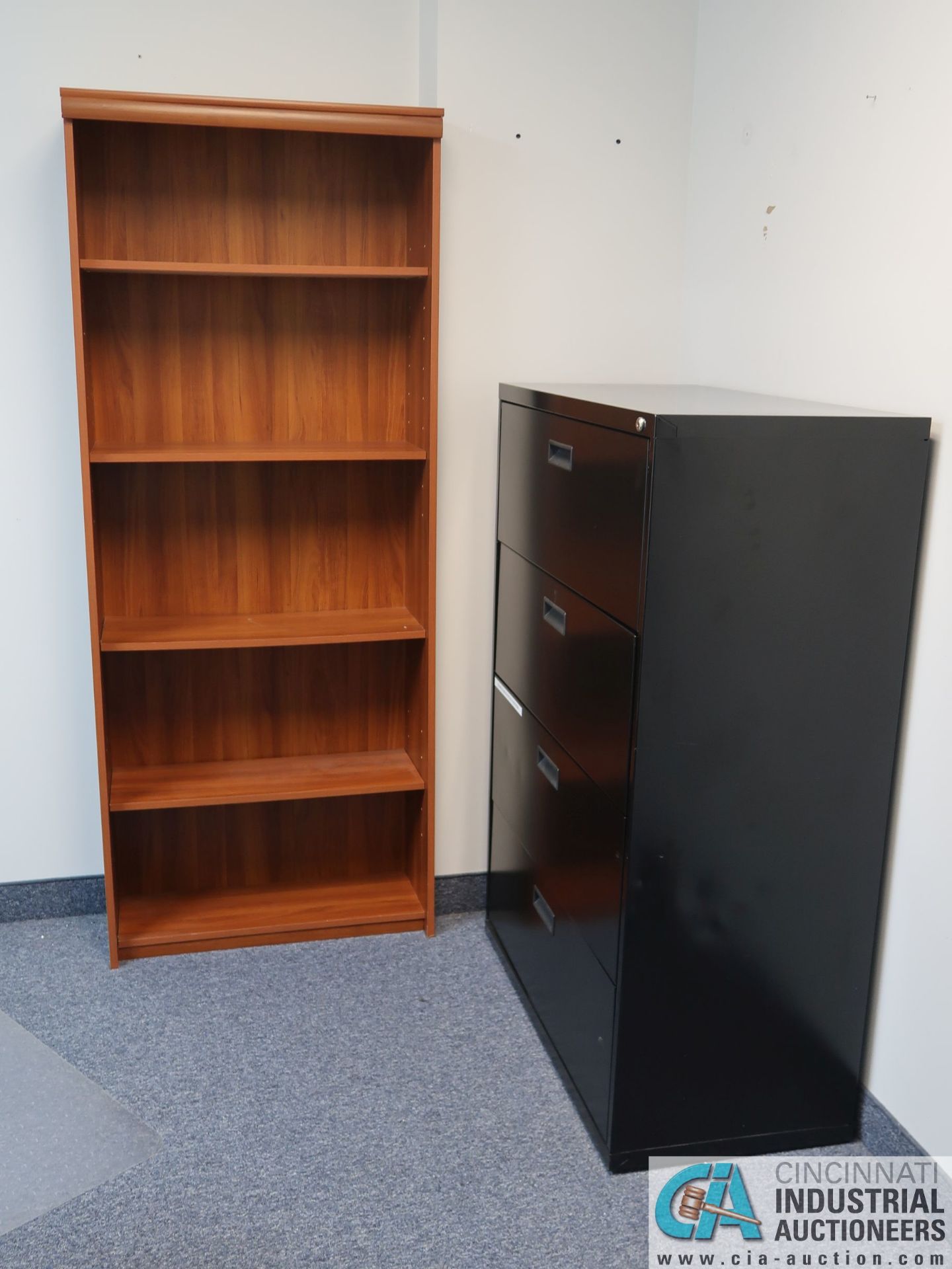 (LOT) C-SHAPED MODULAR DESK WITH FILE CABINETS AND BOOKCASE - Image 3 of 4