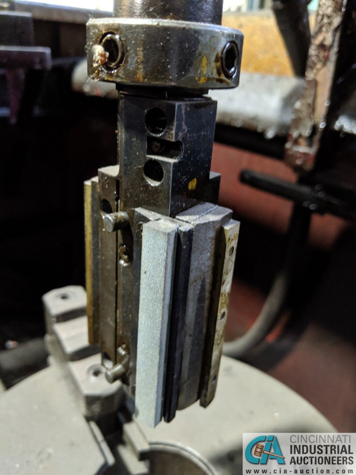 SUNNEN MODEL CK-10 CYLINDER KING BLOCK HONE; S/N 1314**RIGGING FEE DUE INDUSTRIAL SERVICES $100.00, - Image 6 of 9