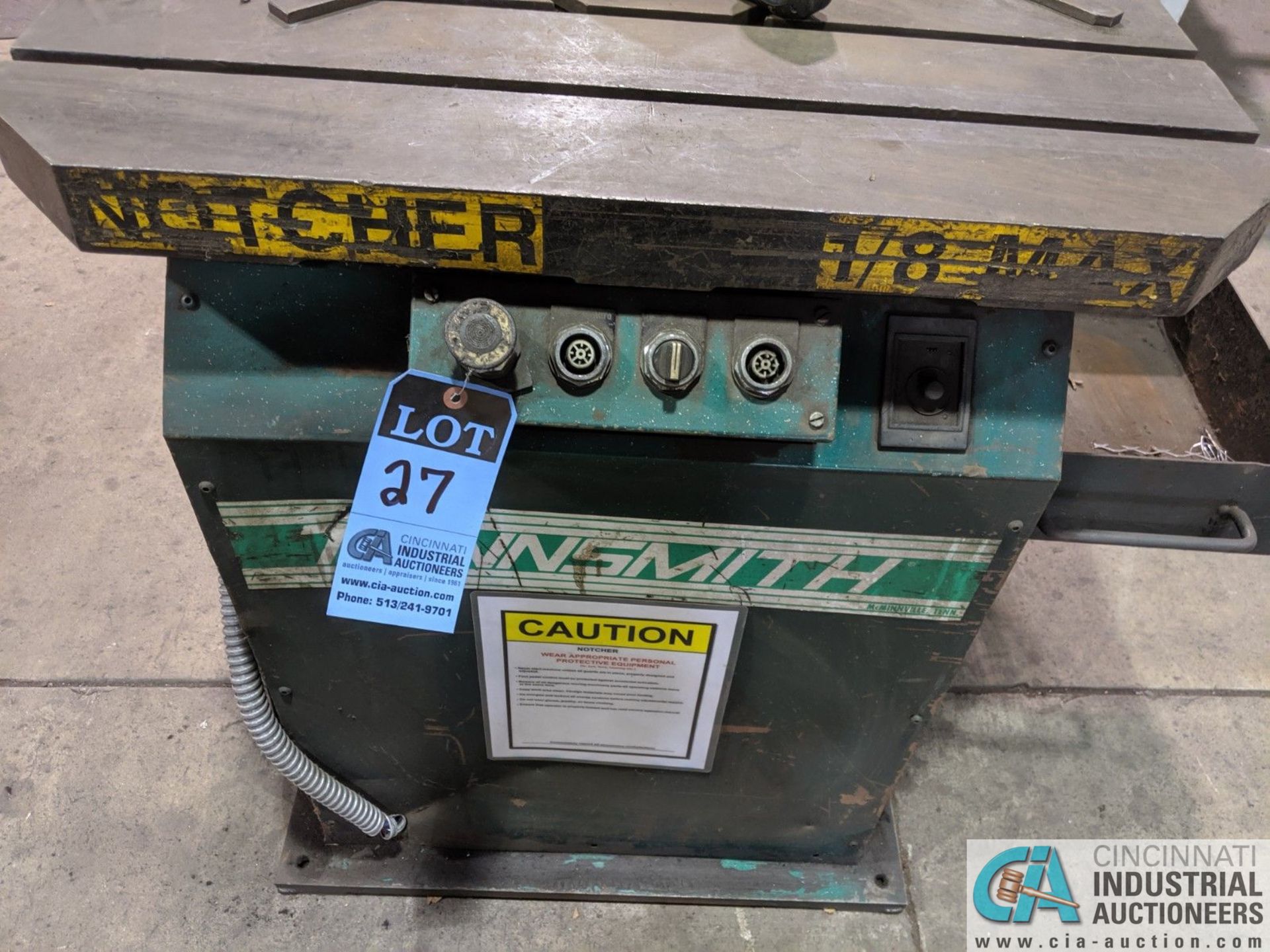TENNSMITH 9" X 9" MODEL PN9 HYDRAULIC NOTCHER; S/N 13672 **RIGGING FEE DUE INDUSTRIAL SERVICES $250 - Image 5 of 7