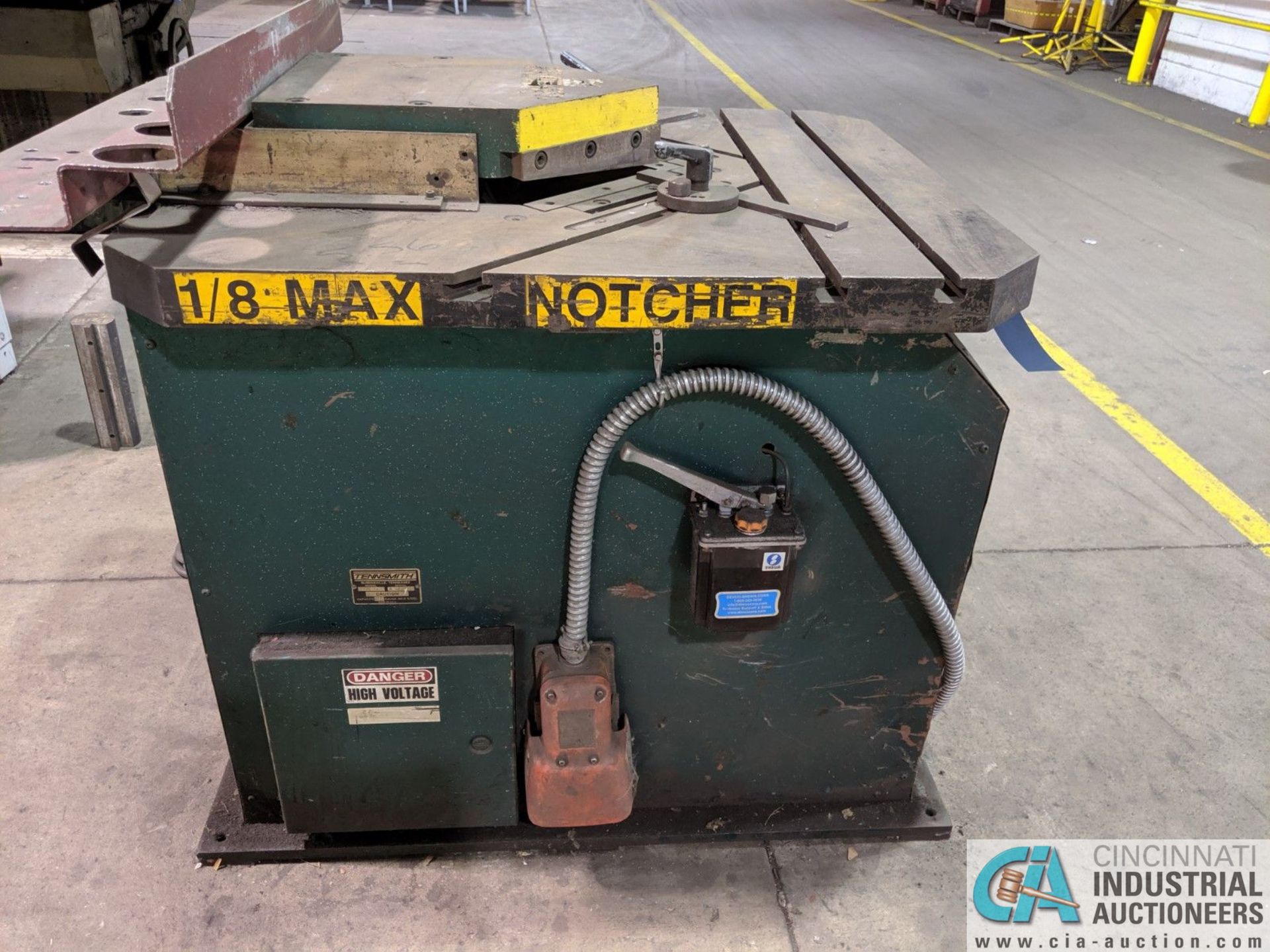 TENNSMITH 9" X 9" MODEL PN9 HYDRAULIC NOTCHER; S/N 13672 **RIGGING FEE DUE INDUSTRIAL SERVICES $250 - Image 3 of 7