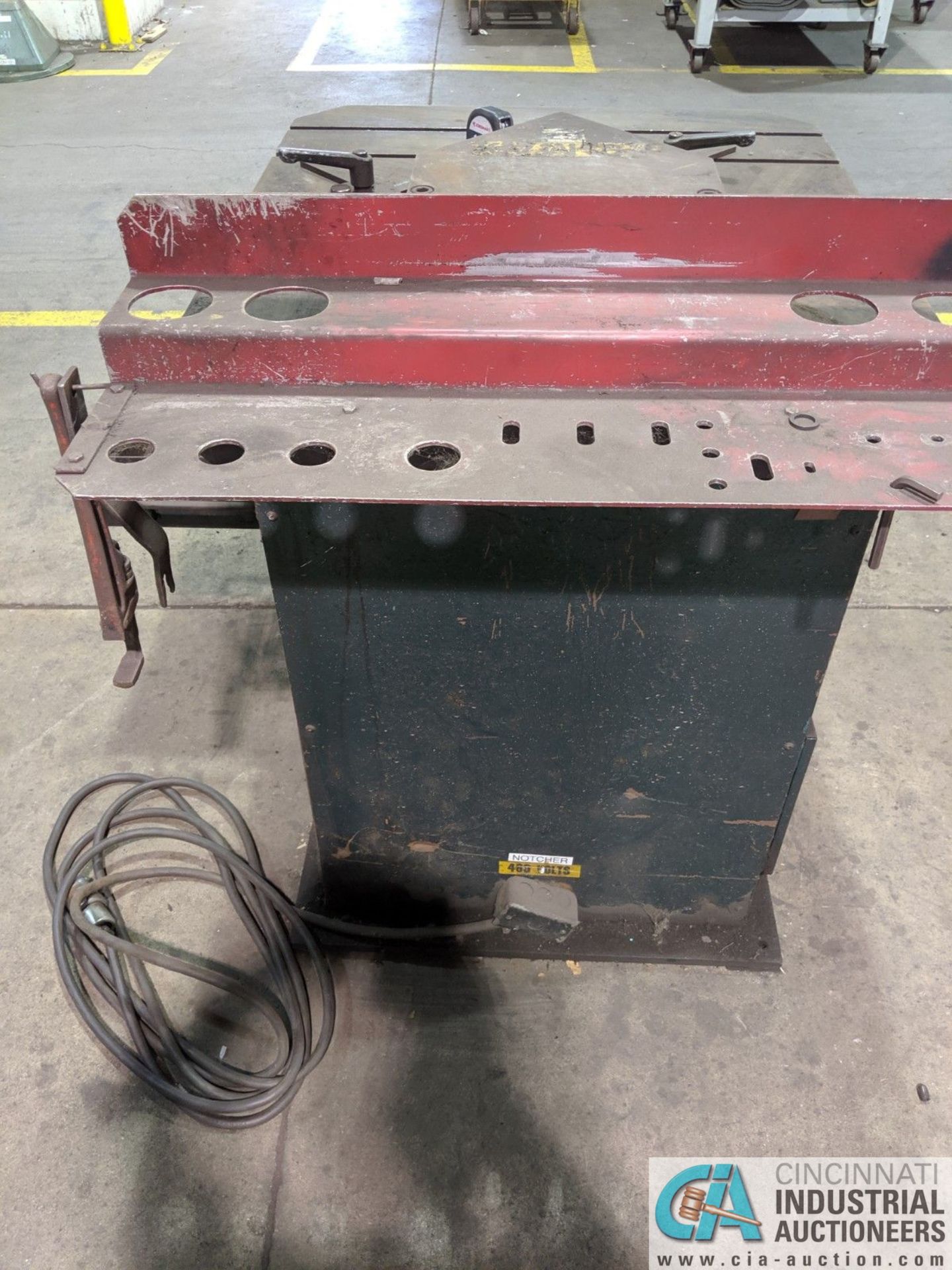 TENNSMITH 9" X 9" MODEL PN9 HYDRAULIC NOTCHER; S/N 13672 **RIGGING FEE DUE INDUSTRIAL SERVICES $250 - Image 7 of 7