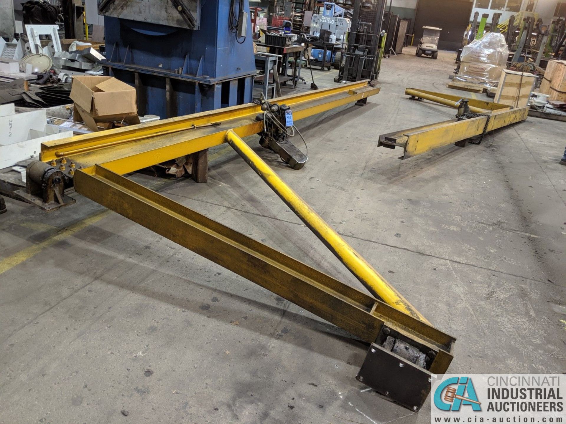 2 TON COLUMN MOUNT JIB CRANES WITH 2 TON GARDNER DENVER PNEUMATIC HOISTS **RIGGING FEE DUE