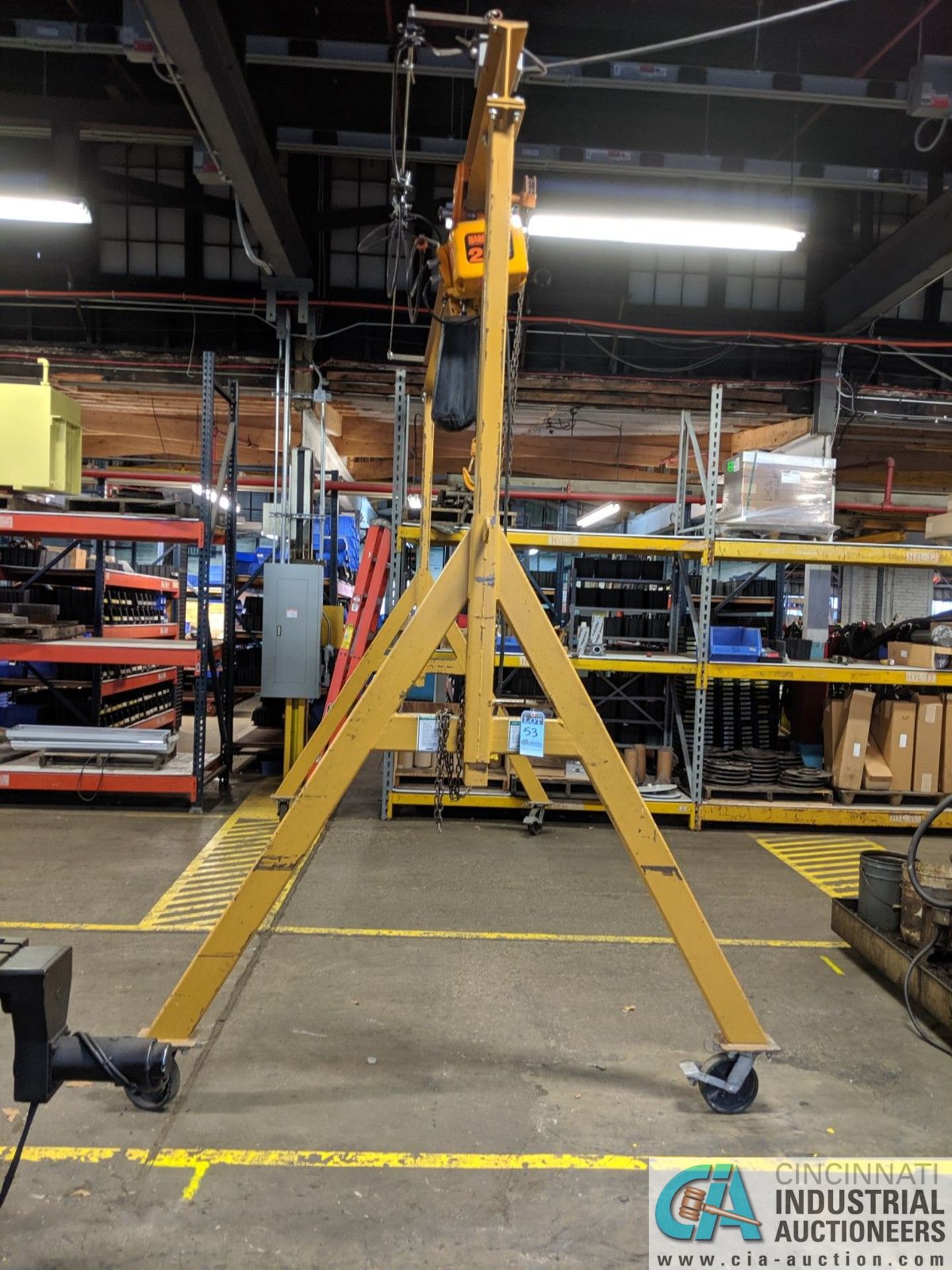 2 TON SPANCO PORTABLE GANTRY, 132" UNDER RAIL, 108" UNDER HOOK, HARRINGTON MODEL GTO20 2 TON - Image 2 of 5