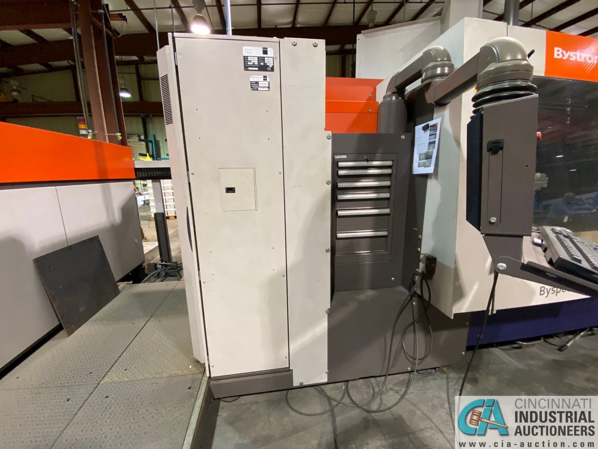 4,400-WATT BYSTRONIC BYSPEED 3015 SHUTTLE TABLE CNC LASER W/ LOADER; S/N 612, RESONATOR AND TURBO - Image 9 of 20