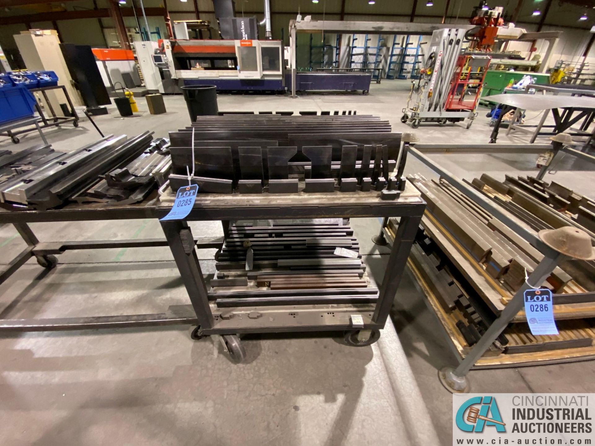 1/2" - 36" PRESS BRAKE DIES AND PUNCHES