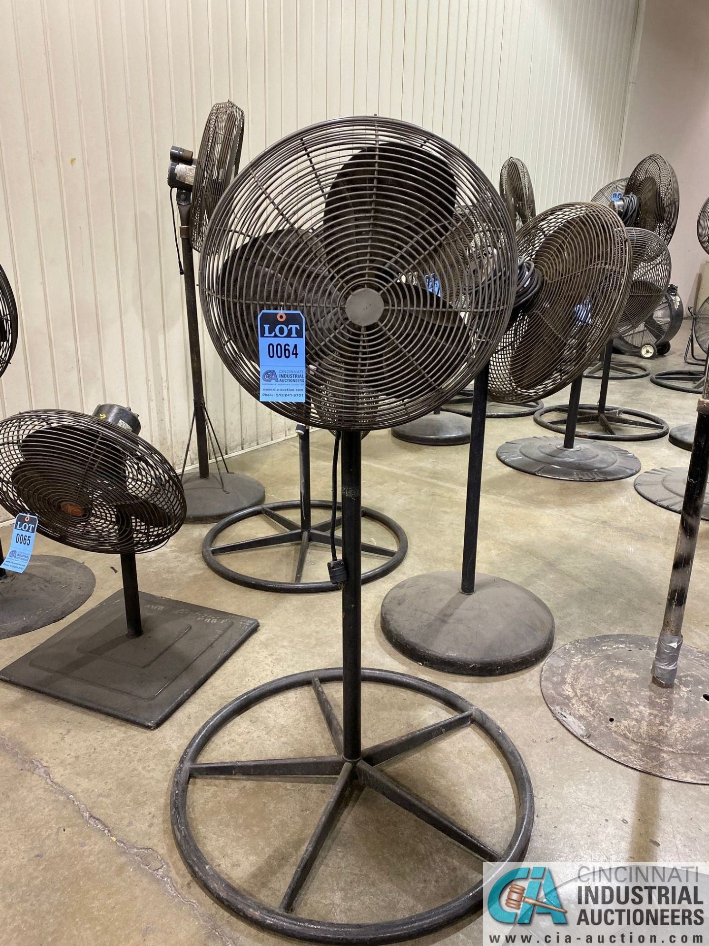 20" DIA. PEDESTAL AIR CIRCULATOR