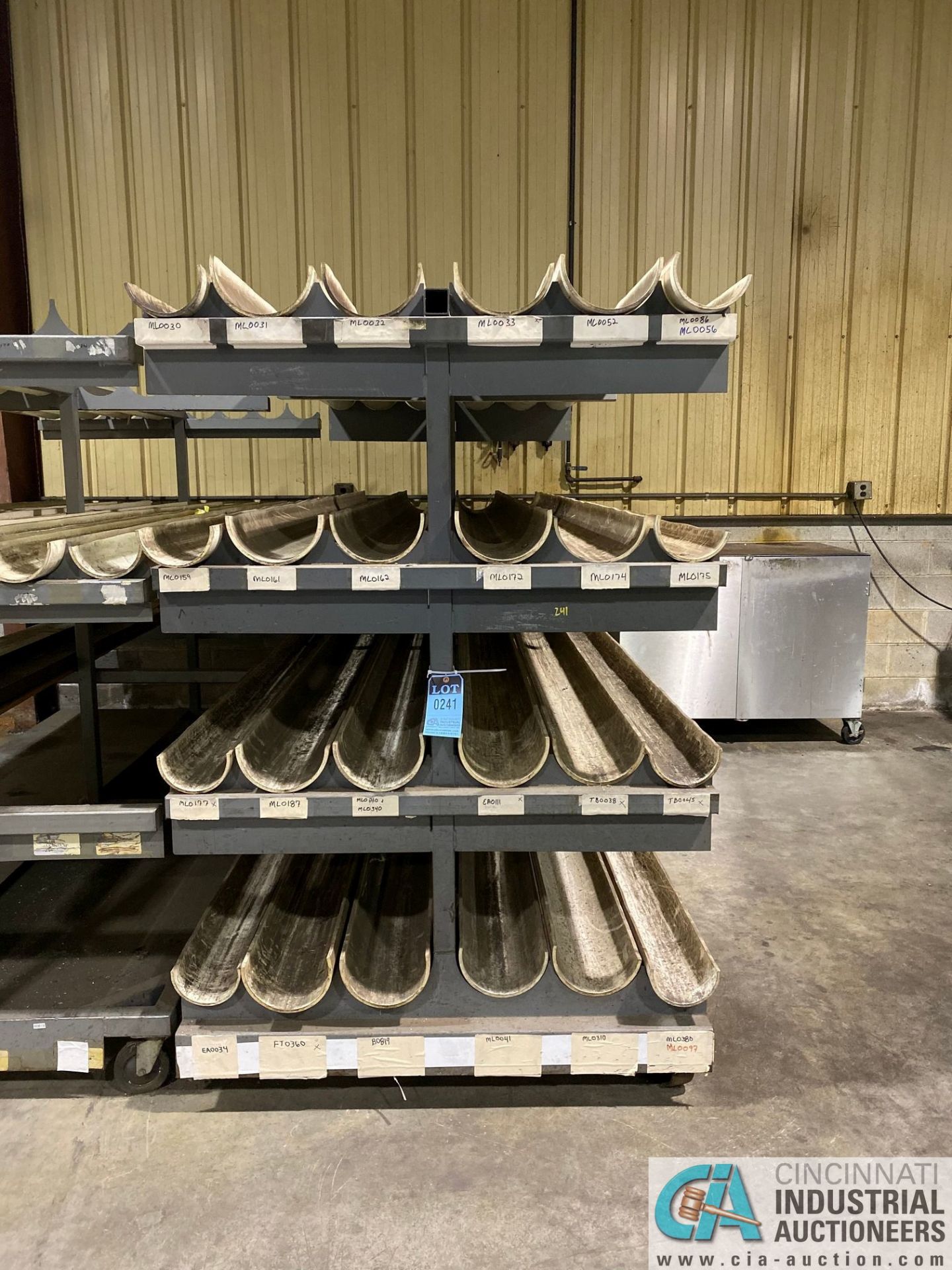 118" X 48" X 69" TWO-SIDED PORTABLE PARTS RACK