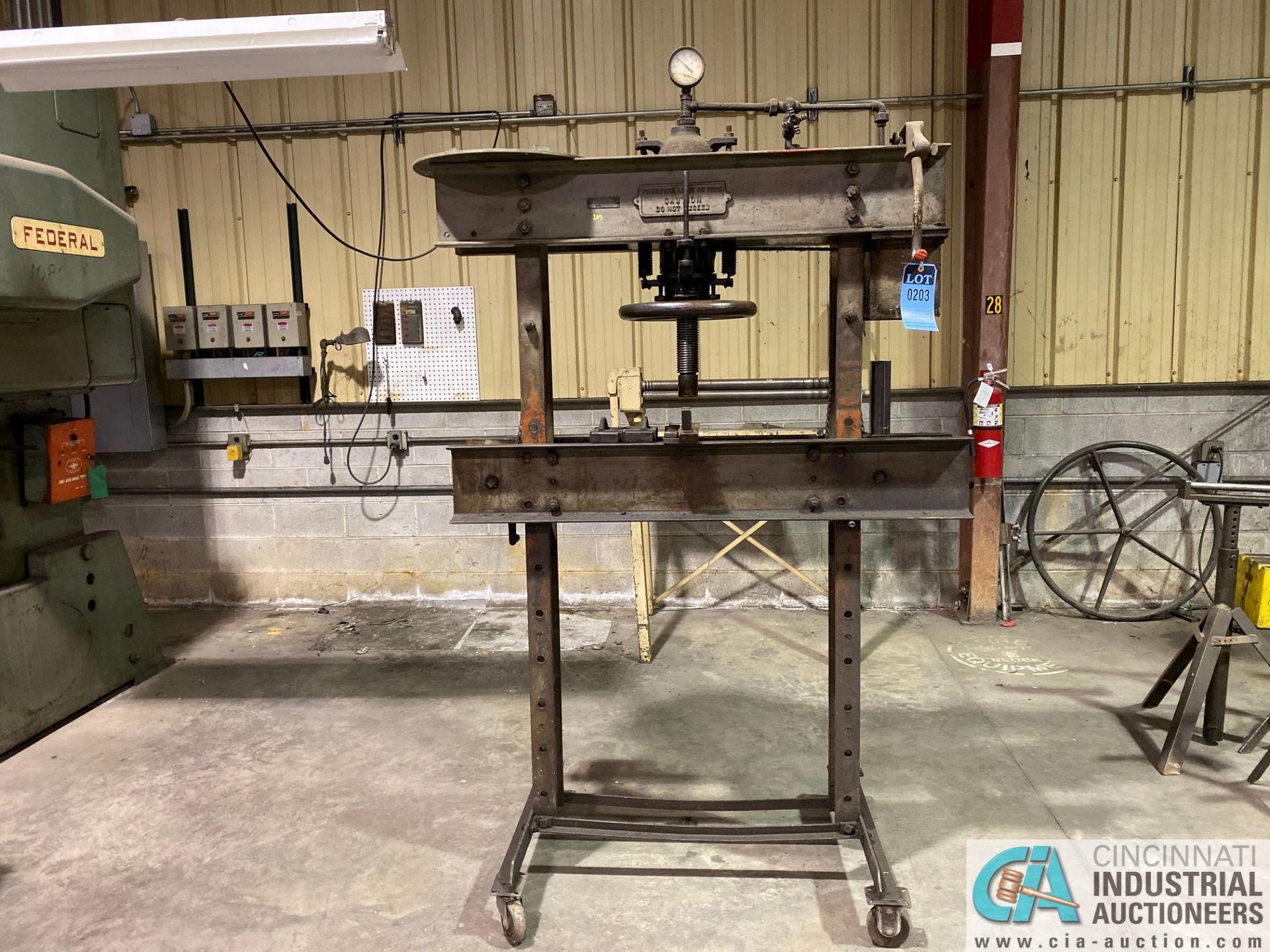 40 TON MANLEY MFG MODEL 8-46 H-FRAME HYDRAULIC PRESS