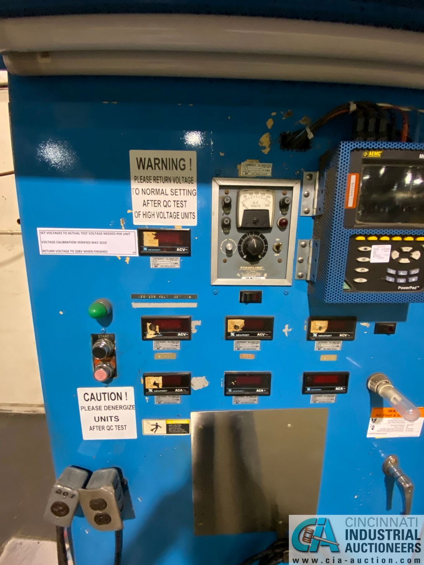 VOLTAGE CALIBRATION TESTING STATION WITH AEMC MODEL 3945 POWER PAD - Image 4 of 4