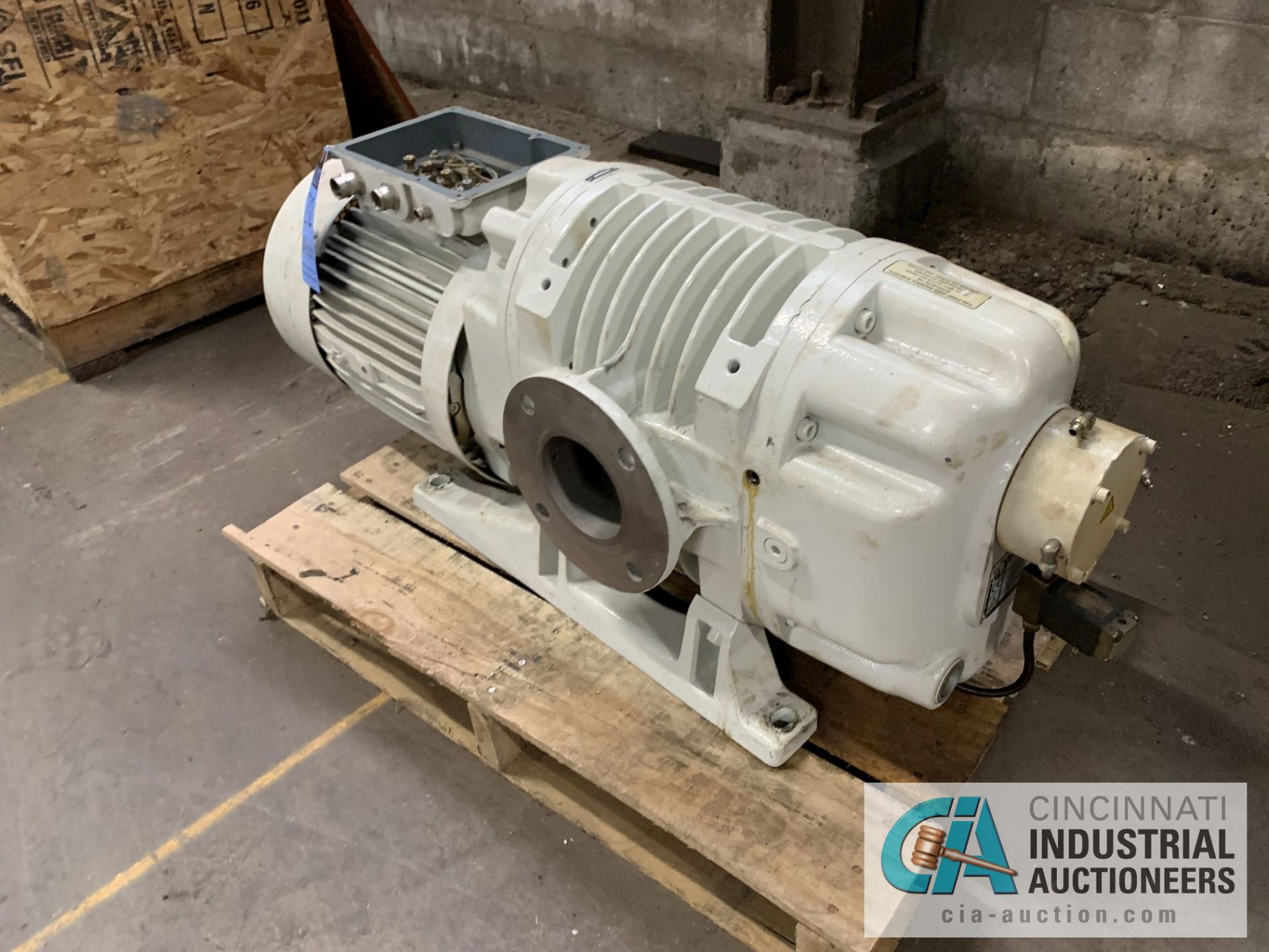 10 HP EMOD MODEL VUF 160M/2-130 VACUUM MOTOR - Image 3 of 4