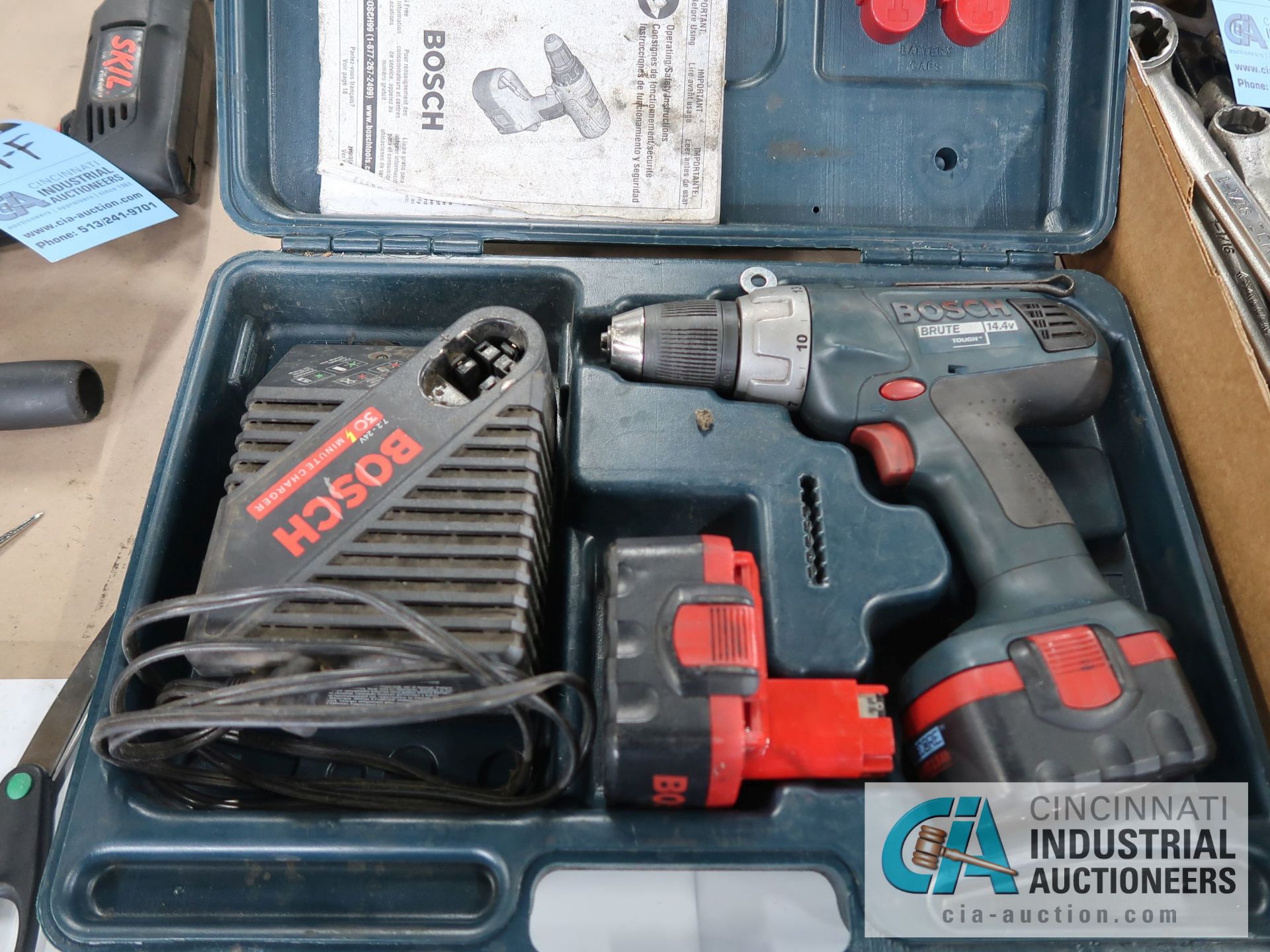 14.4 V BOSCH CORDLESS DRILL WITH CHARGER