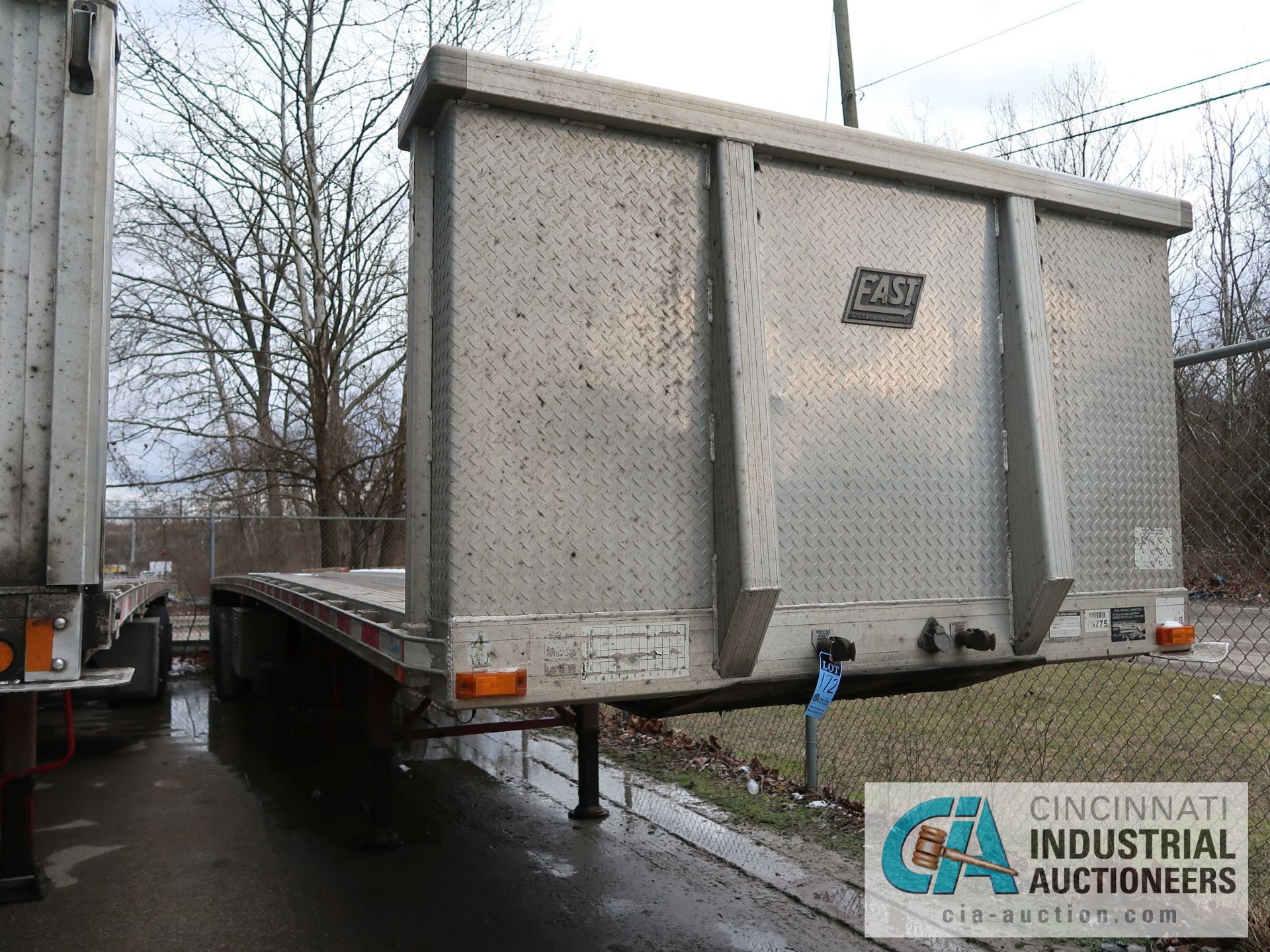 1999 - 45' EAST ALUMINUM DECK STEEL BEAM TANDEM AXLE TRAILER; VIN # 1E1H6X28-XXRH25775, 91" W DECK