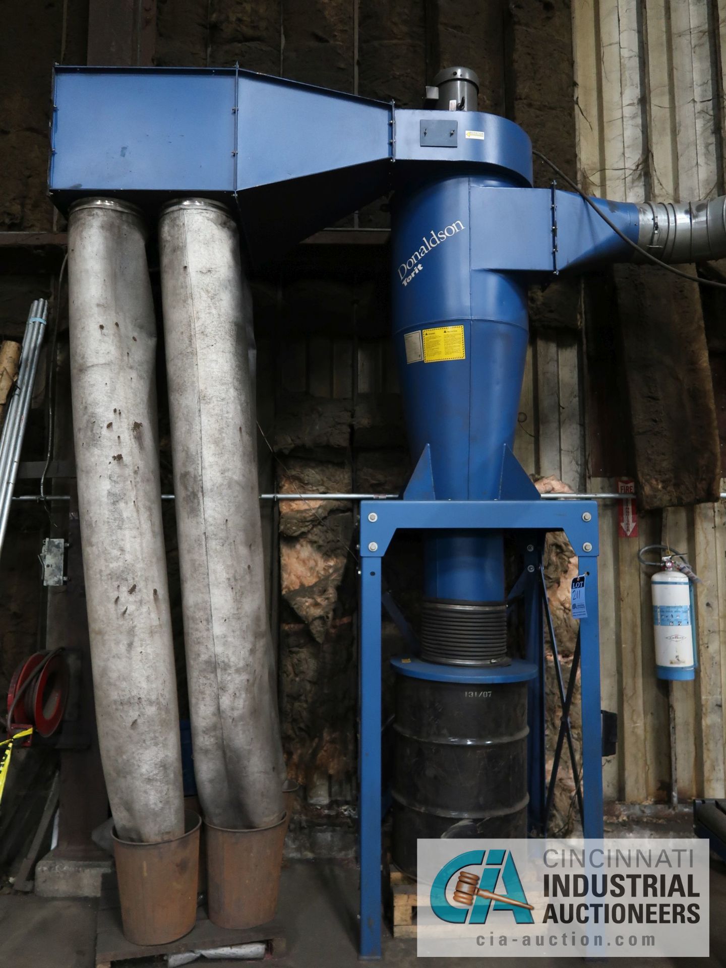 7.5 HP TORIT DONALDSON 24 CYCLONE DUST COLLECTOR