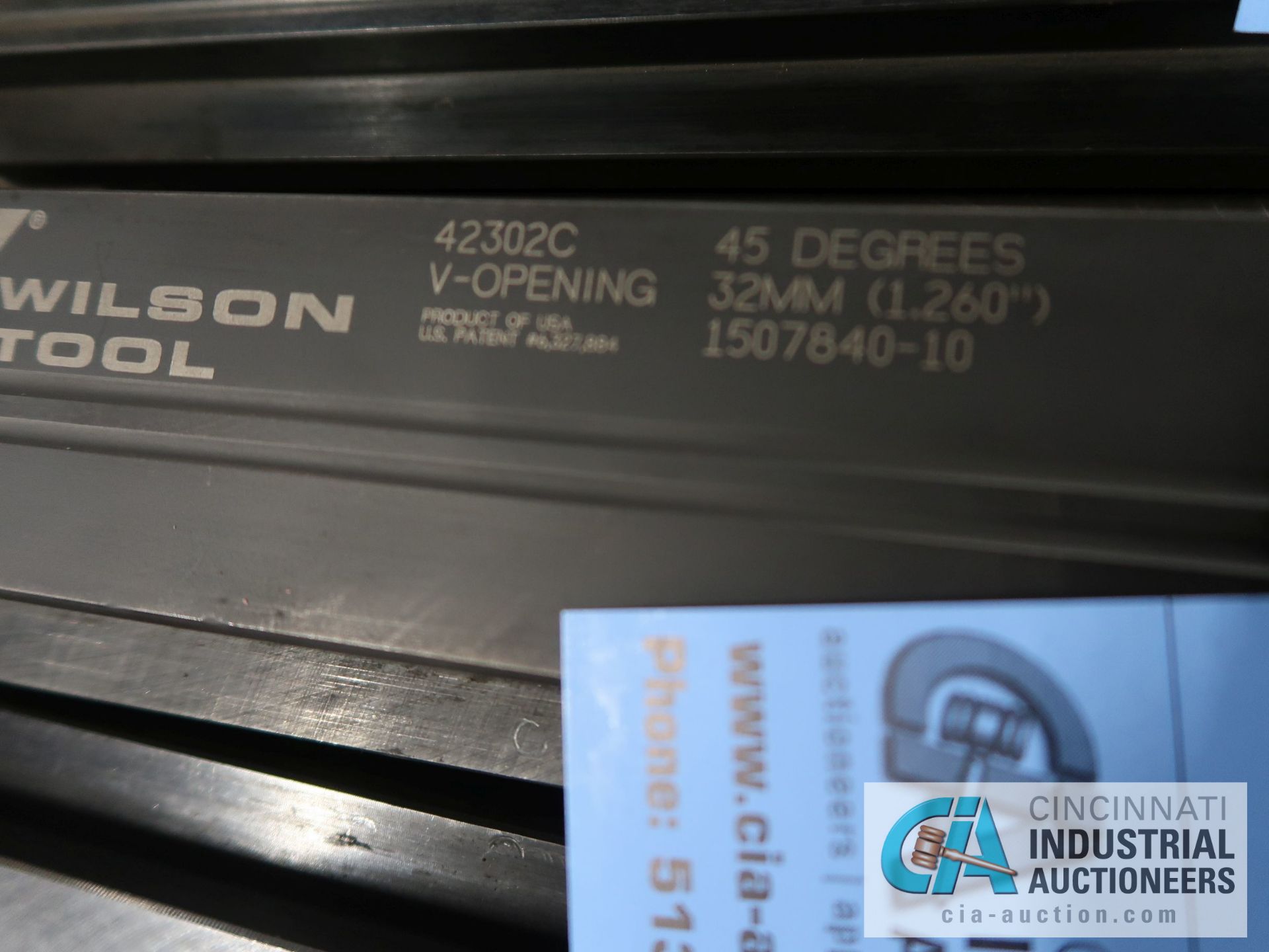 16" WILSON 45 DEGREE BOTTOM DIES; 1.260" V-OPENING, 42302C - Image 4 of 4