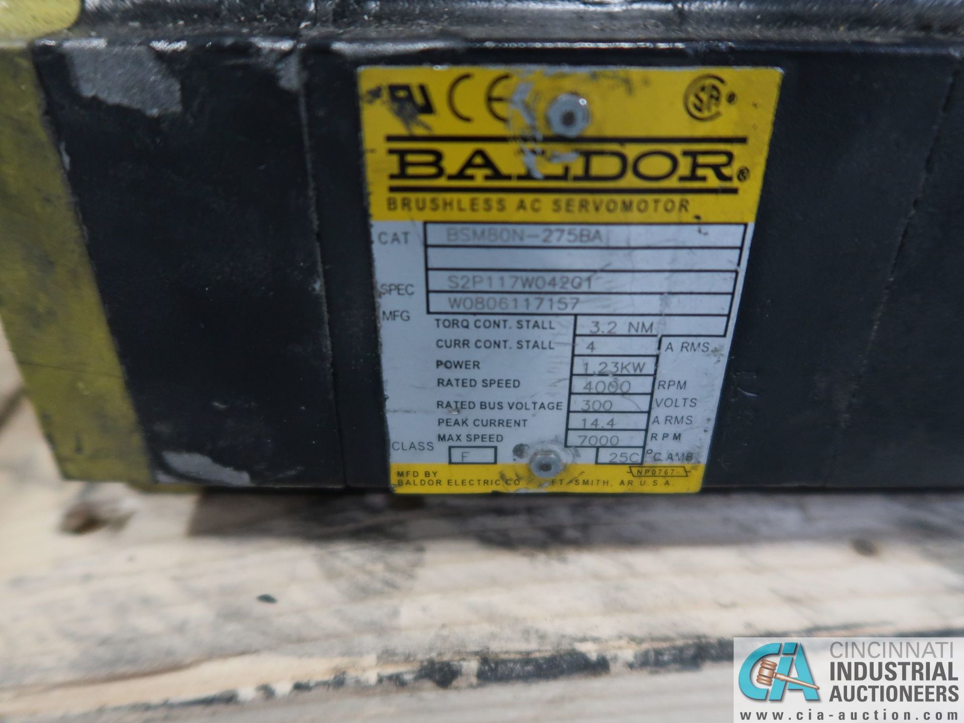 SKIDS MISC. BALDOR SERVO MOTORS (APPROX. 50 PCS.) *$25.00 RIGGING FEE DUE TO INDUSTRIAL SERVICES AN - Image 4 of 4
