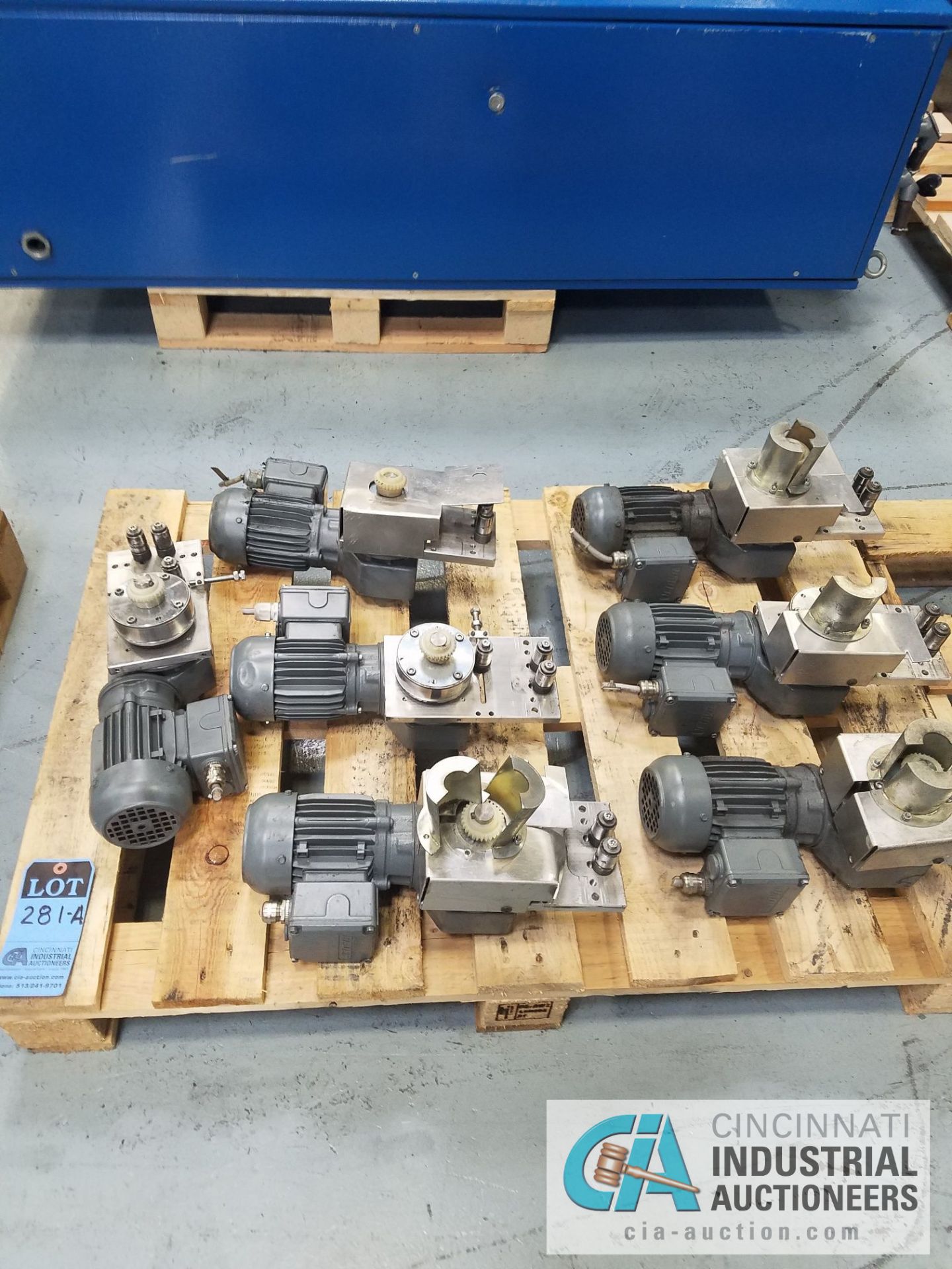 0.12 HP APPROX. DRIVE MOTORS *$25.00 RIGGING FEE DUE TO INDUSTRIAL SERVICES AND SALES*