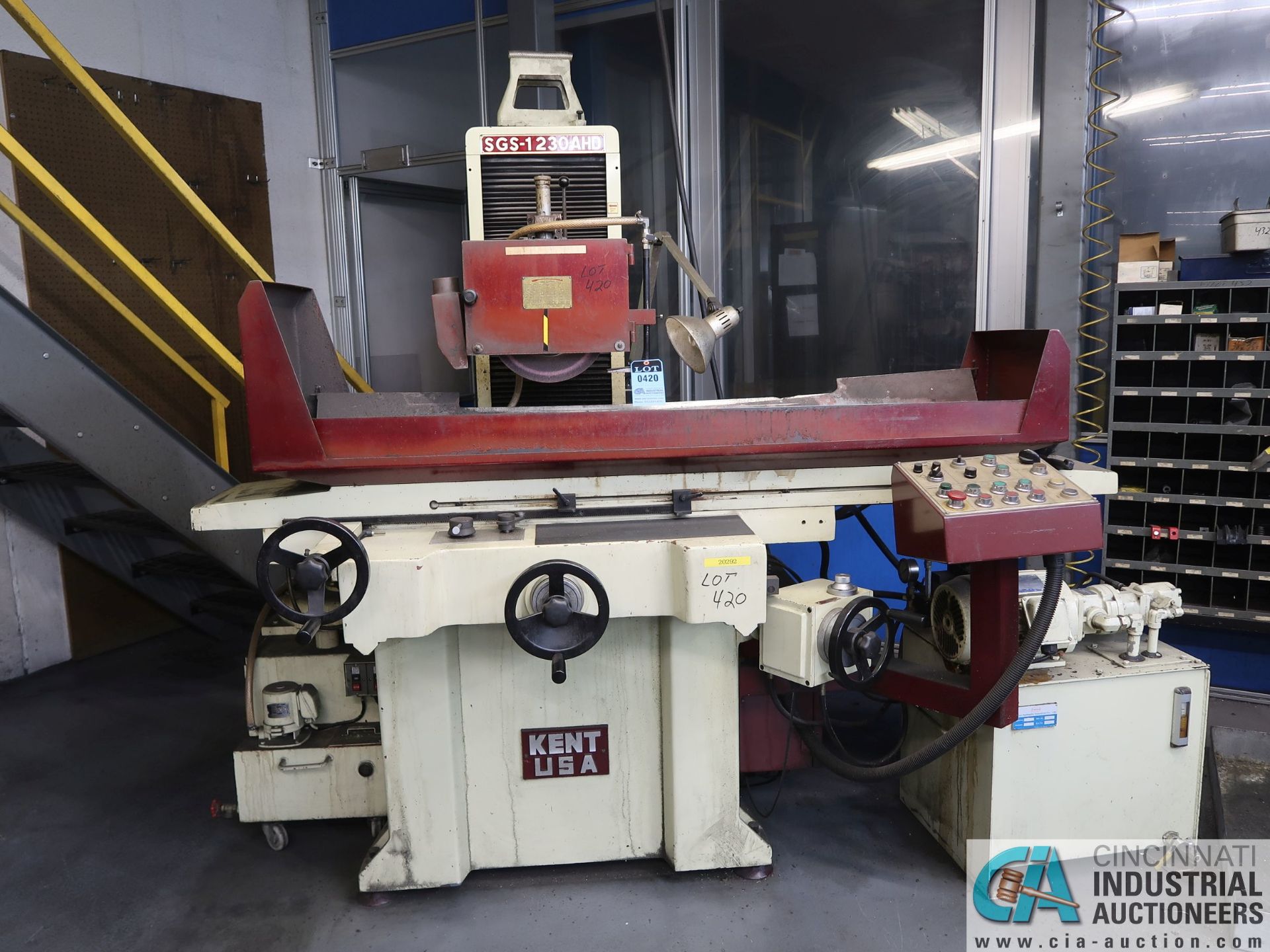 12" X 30" KENT MODEL SGS1250AHD HYDRAULIC SURFACE GRINDER; S/N 9110, WITH 12" X 28" KANETSU MAGNETIC - Image 2 of 10