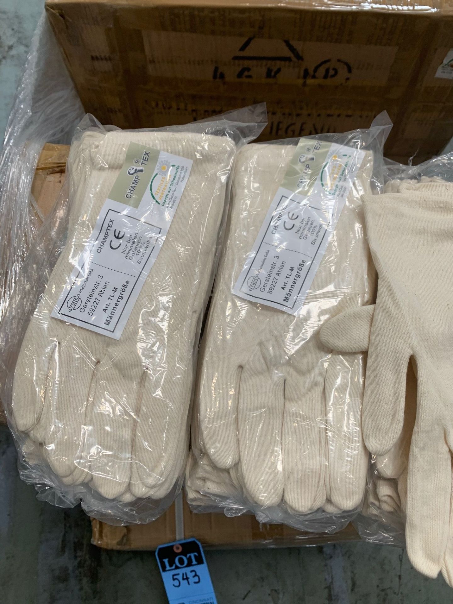 (LOT) CHAMP-TEX FABRIC GLOVES - Image 2 of 2