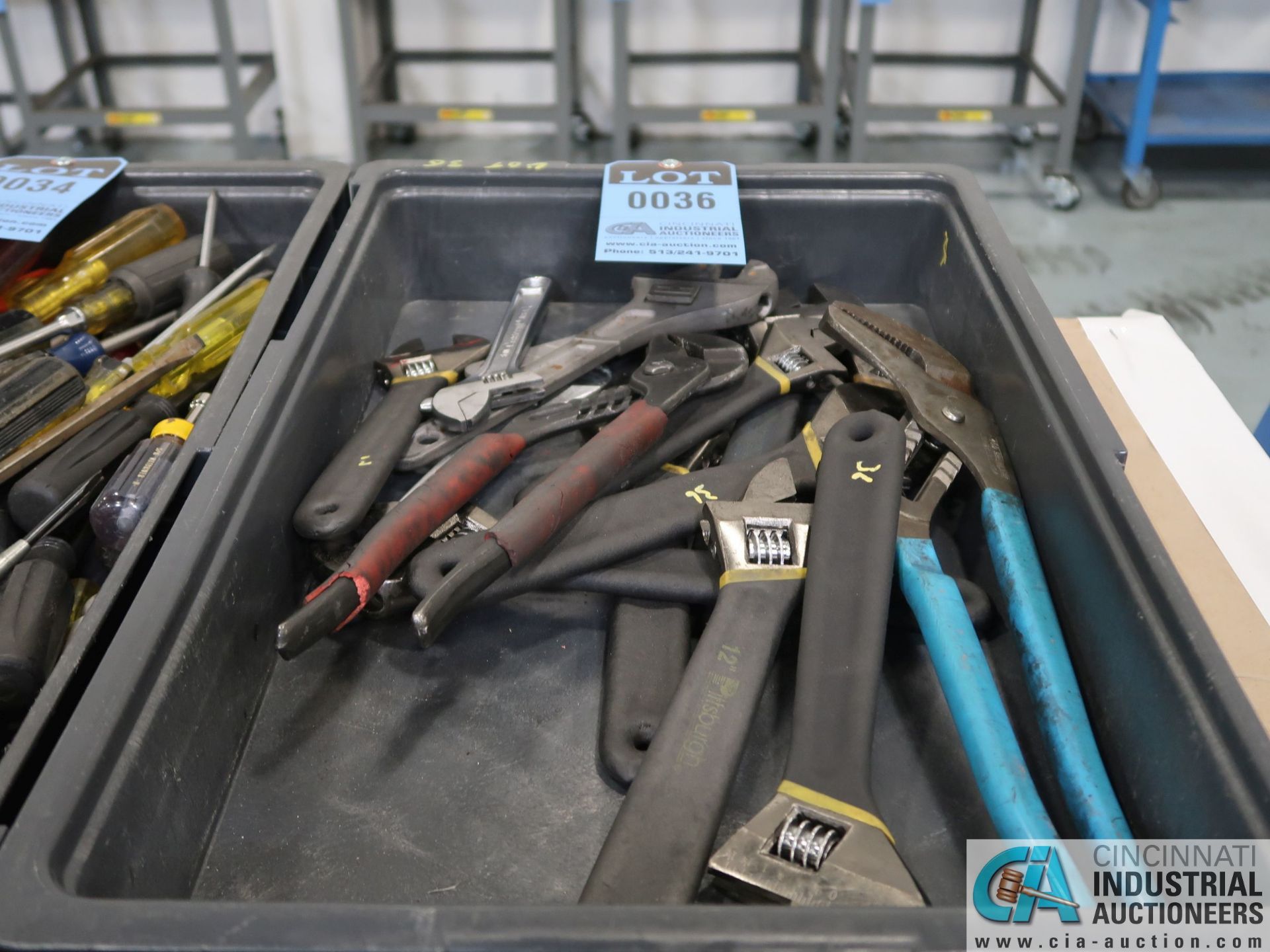 (LOT) CRESCENT WRENCHES
