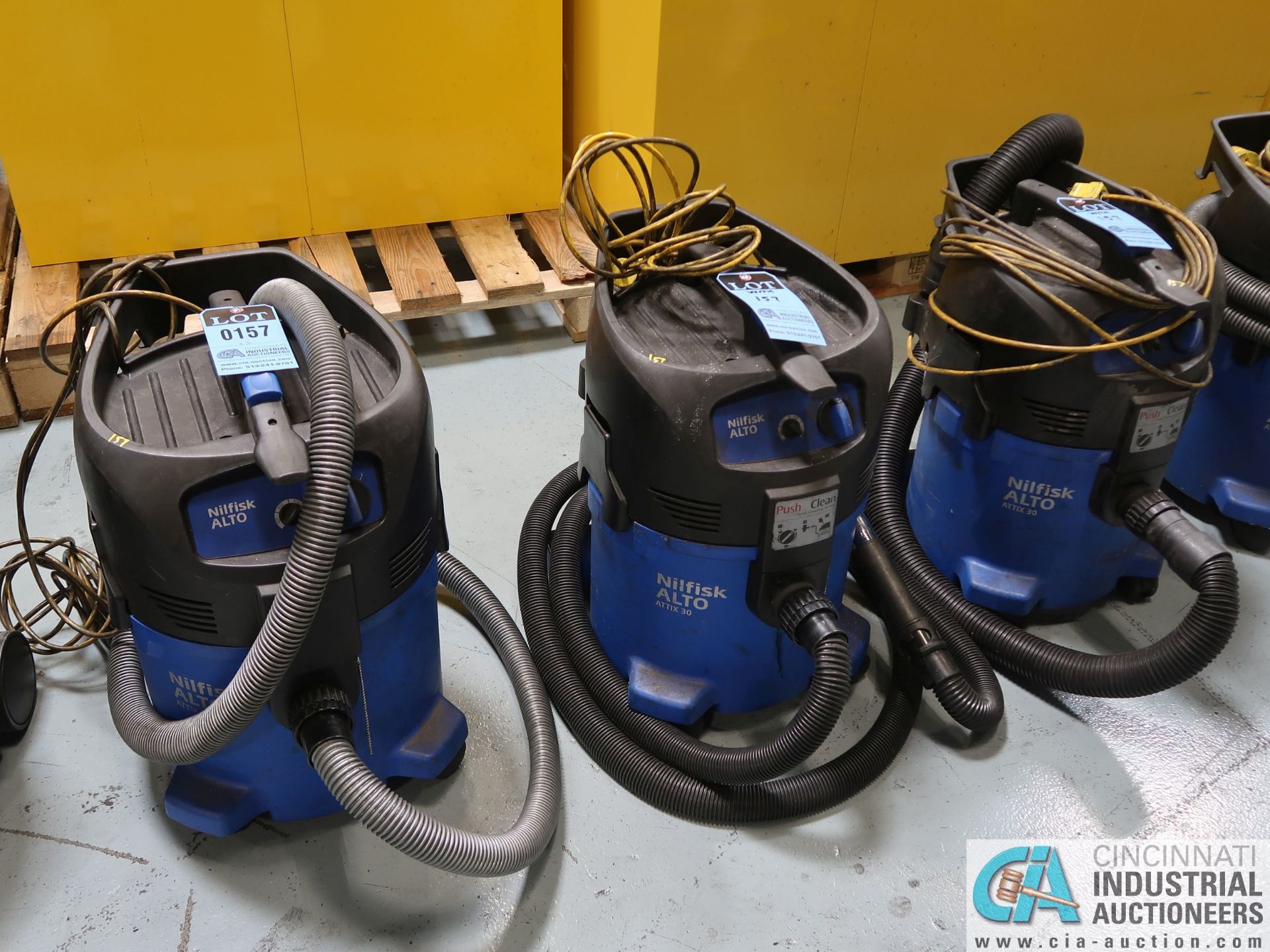 NILFISK MODEL ATTIX 30-OHPC PORTABLE SHOP VACUUMS