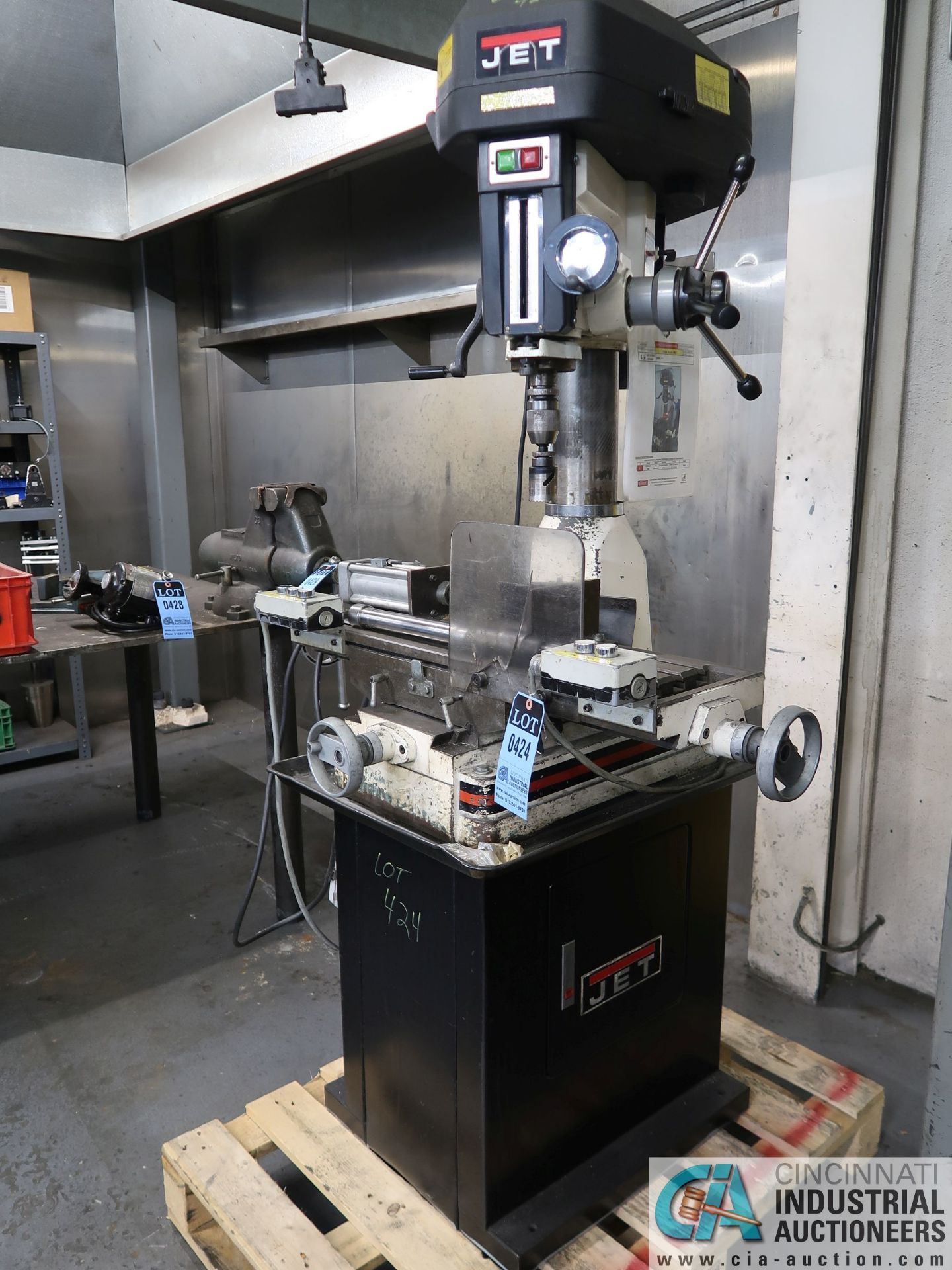 16" JET MODEL JMD-18 MILLING/DRILLING MACHINE; S/N 9021442 *$100.00 RIGGING FEE DUE TO INDUSTRIAL - Image 9 of 9