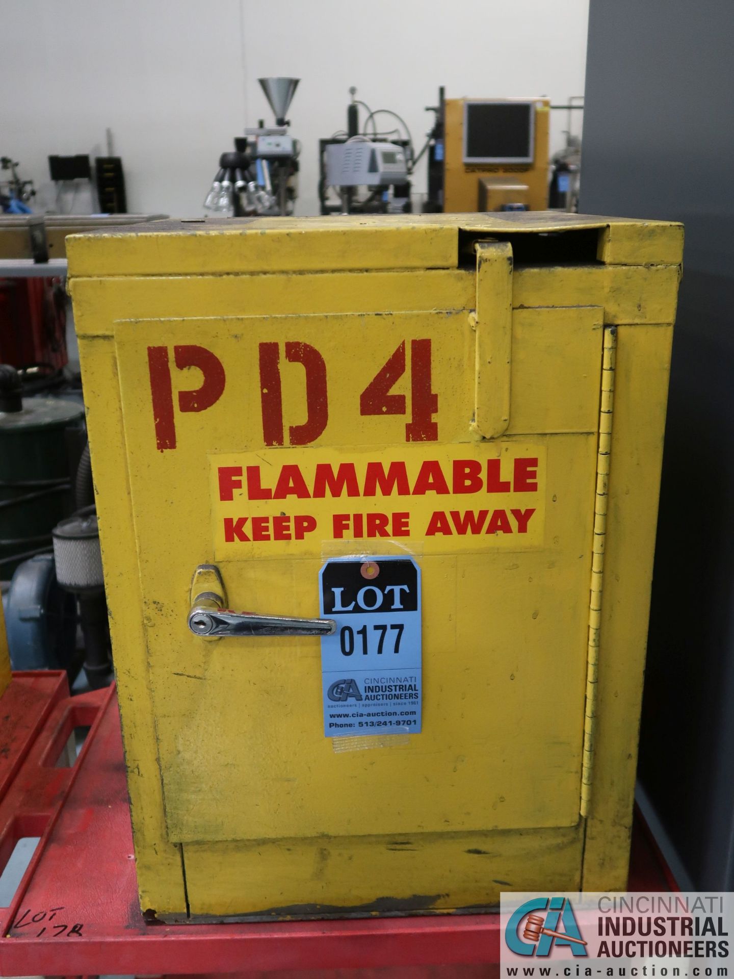 17" X 17" X 23" HIGH FLAMMABLE LIQUID SAFETY STORAGE CABINET