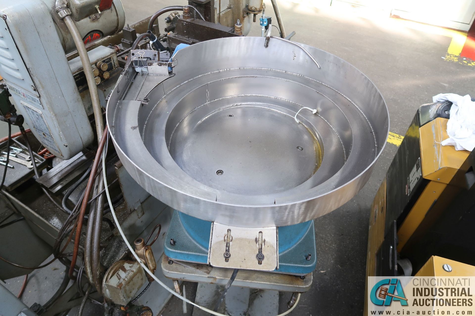 20" VIBRATORY BOWL - Image 2 of 3