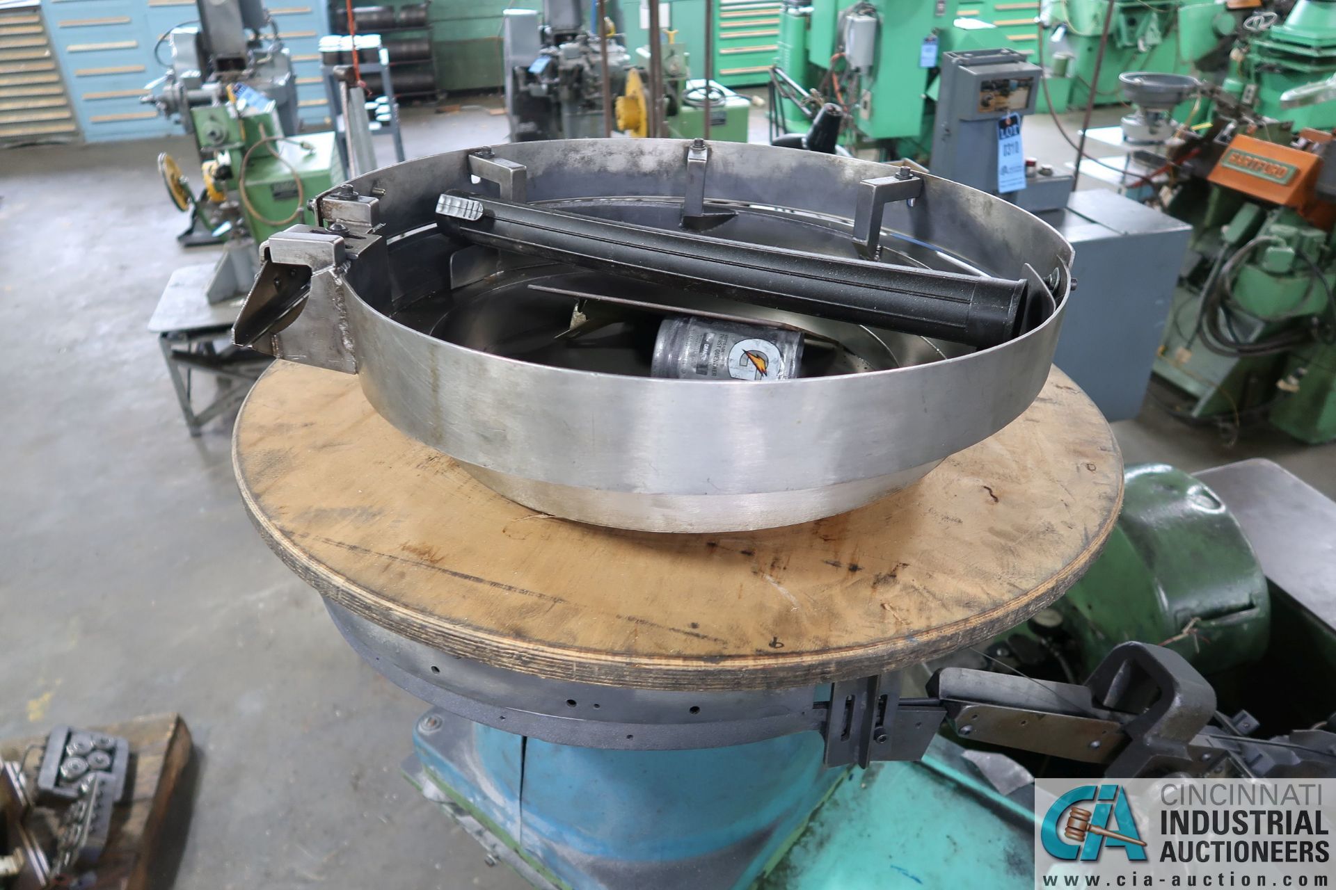 20" VIBRATORY BOWL FEEDER - Image 2 of 2